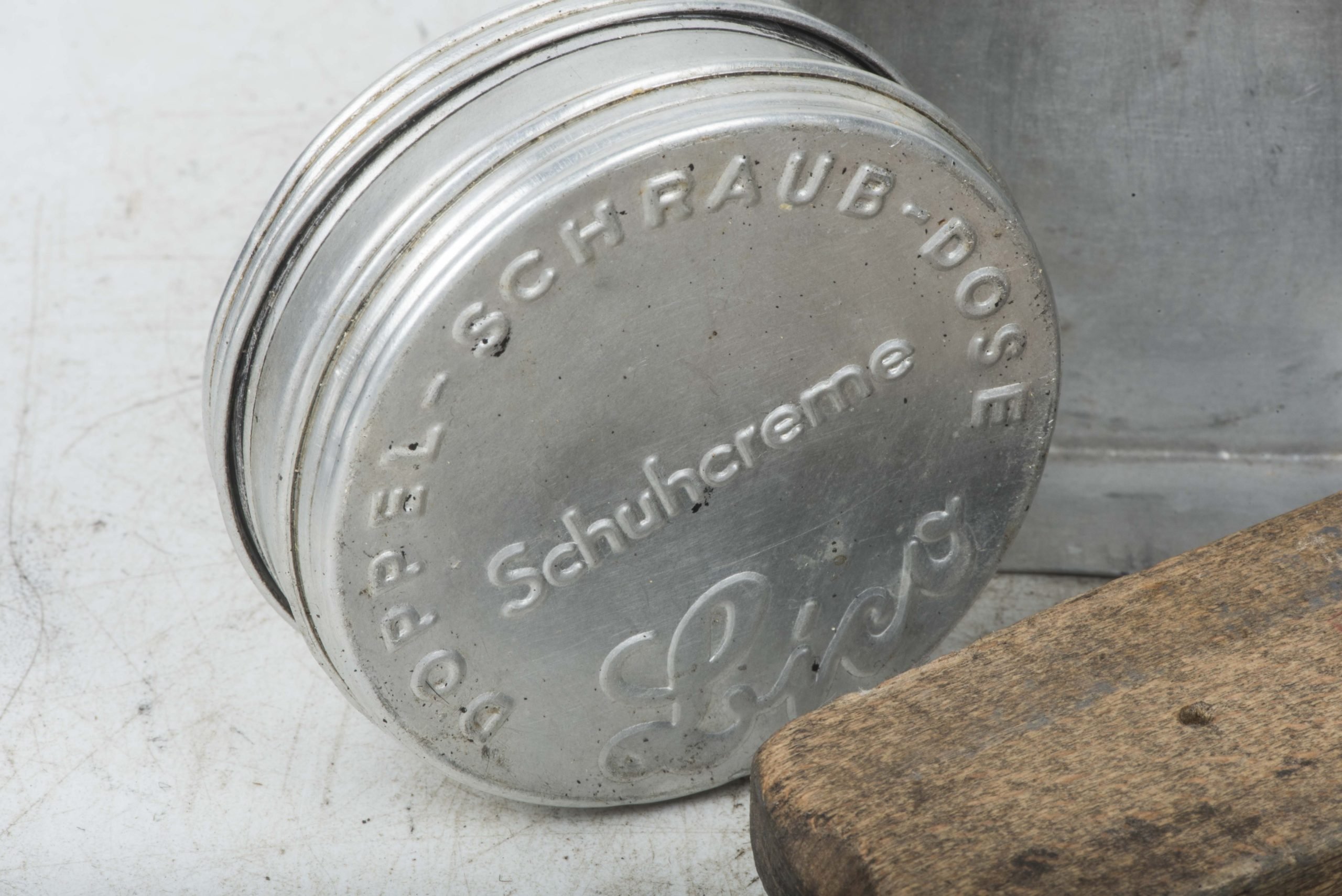 Mica Wirtschaftkasten personal effects box — image 15