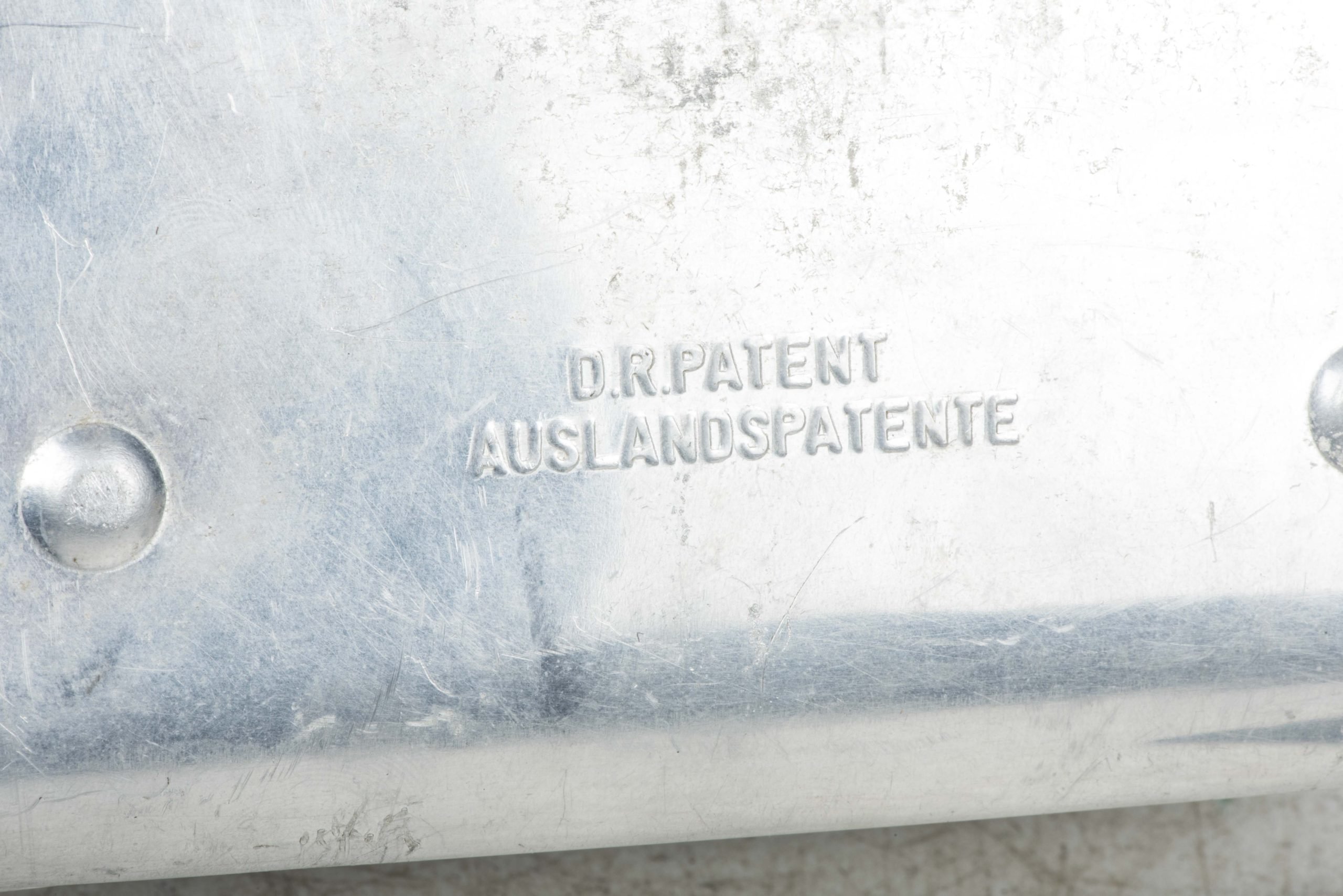 Mica Wirtschaftkasten personal effects box — image 4