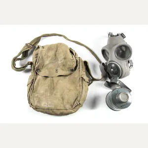 German reissued Czechoslovakian gas mask – Plynová maska vz.35