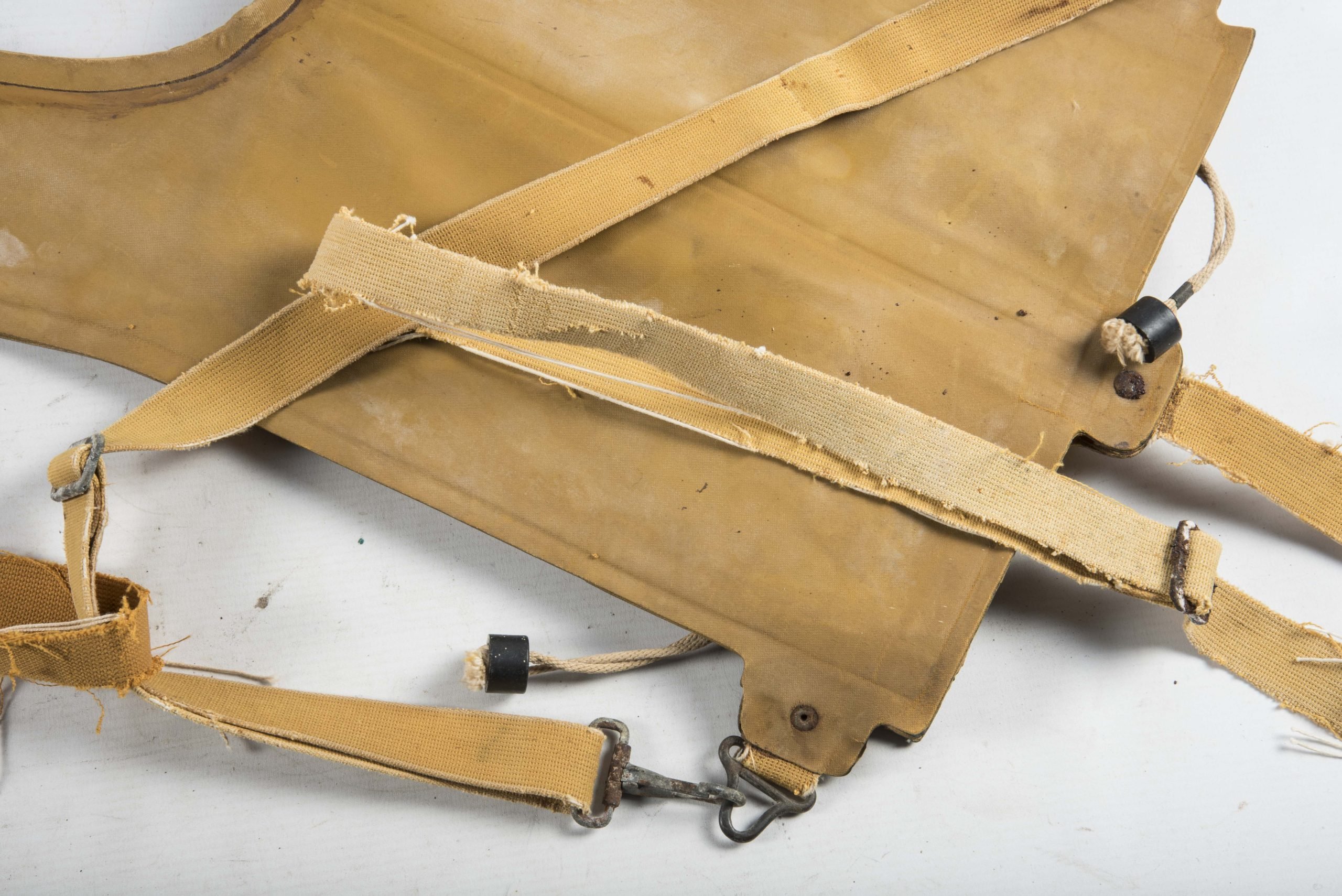 USAAF B4 'Mae West' Life Preserver vest March 1944 — image 10