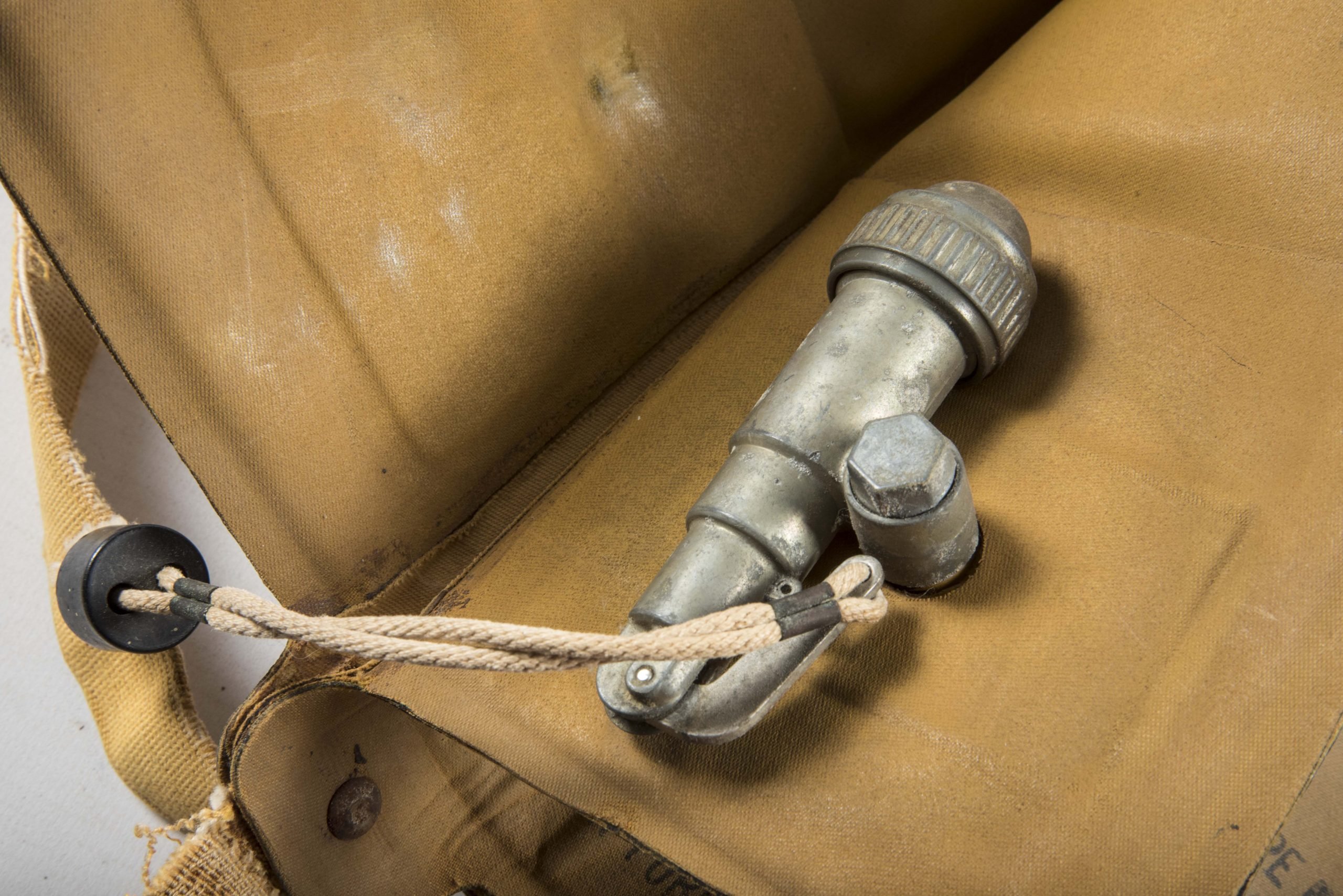 USAAF B4 'Mae West' Life Preserver vest March 1944 — image 8