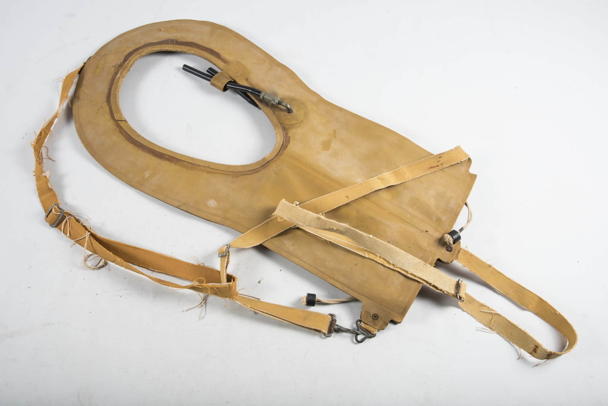 USAAF B4 'Mae West' Life Preserver vest March 1944 — image 9