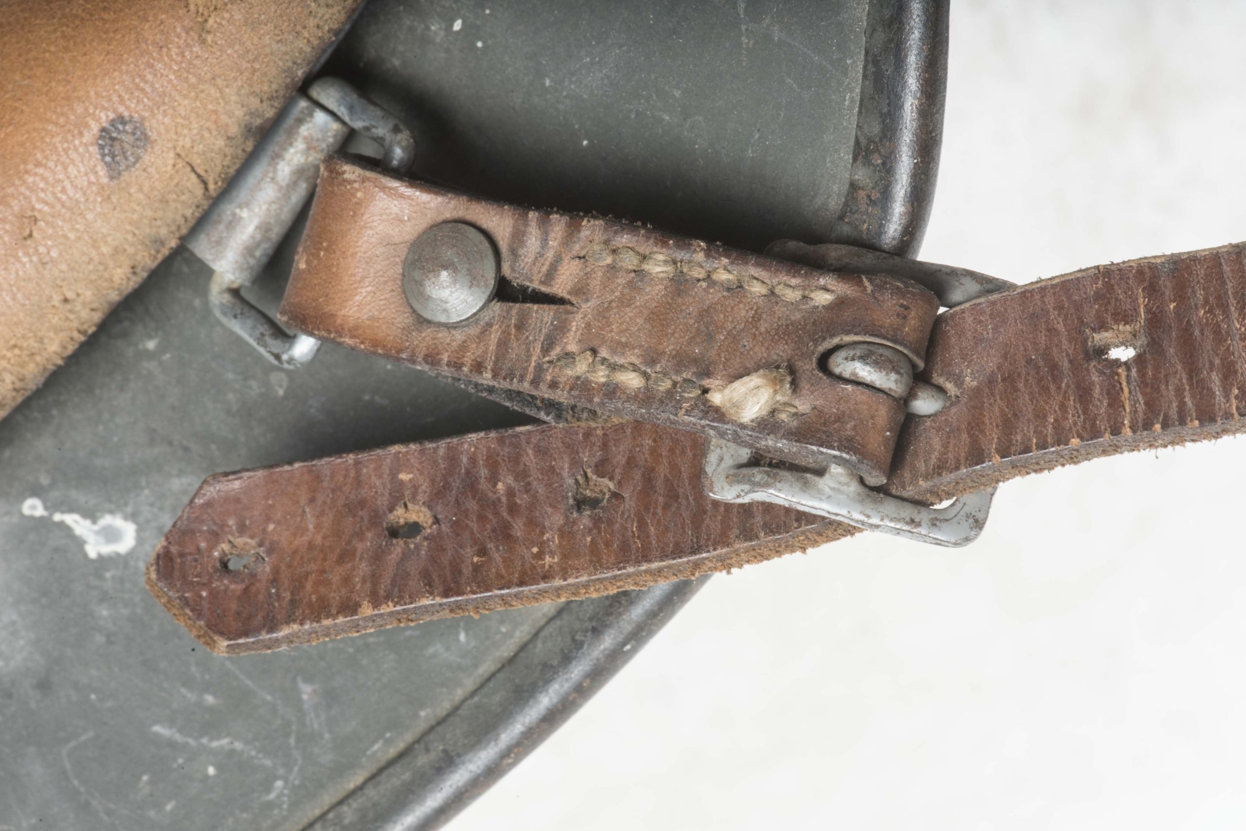 Rare Q60 M40 Heer single decal reissue helmet — image 10