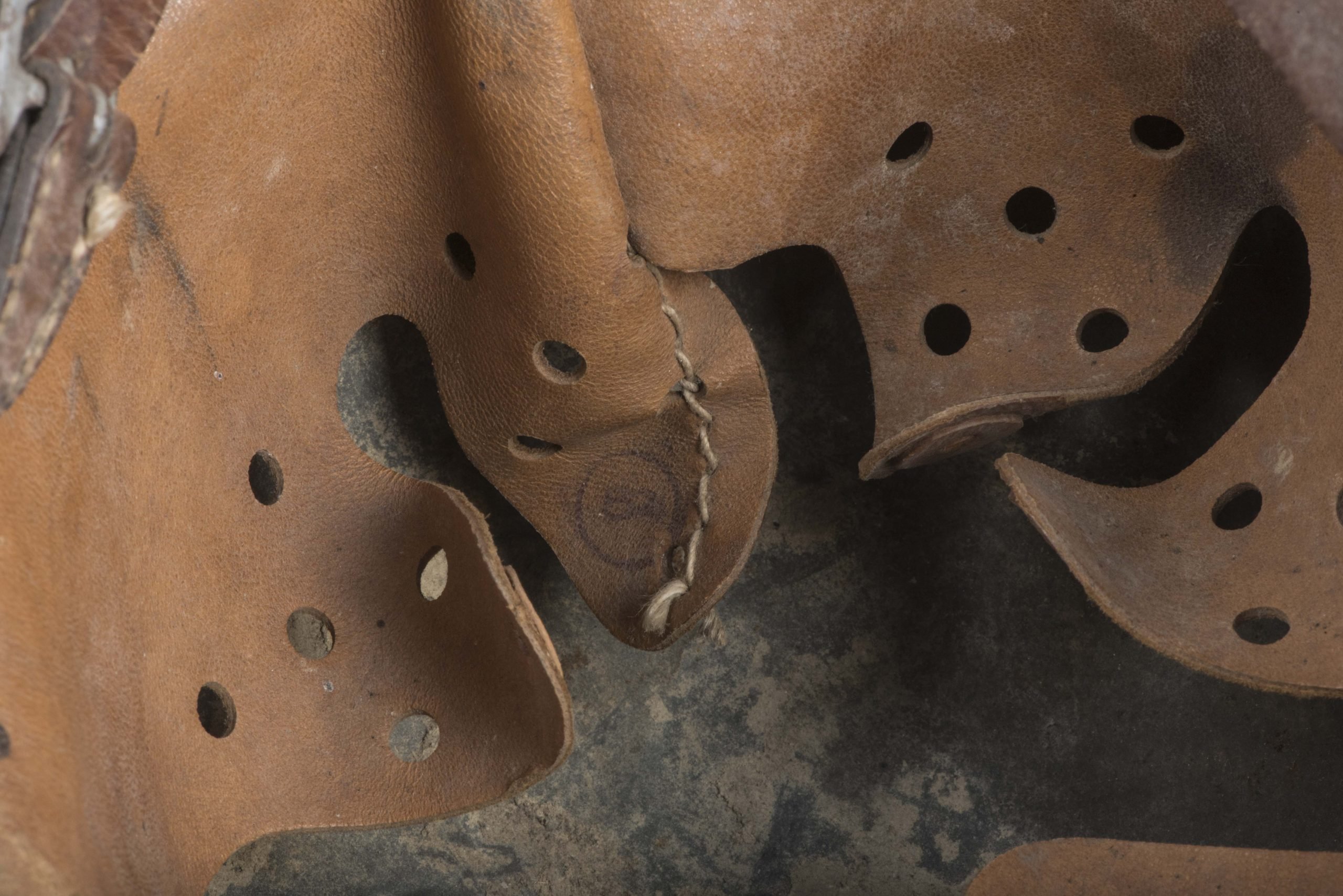 Rare Q60 M40 Heer single decal reissue helmet — image 13