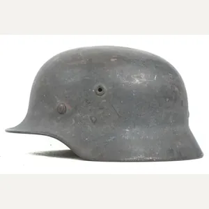 Q66 M40 no decal helmet named Gallant