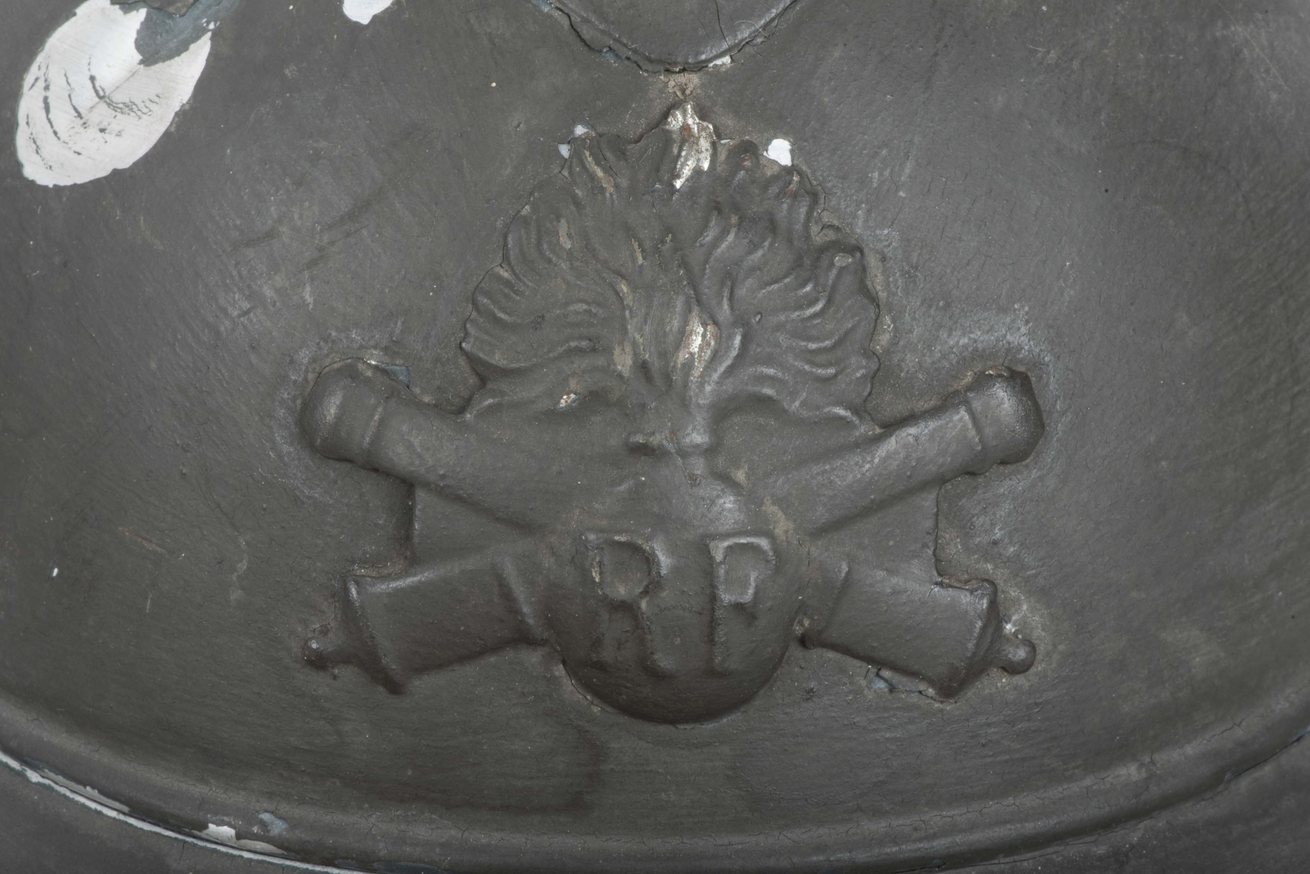 Rare aluminium French Adrian helmet for artillery officers — image 7