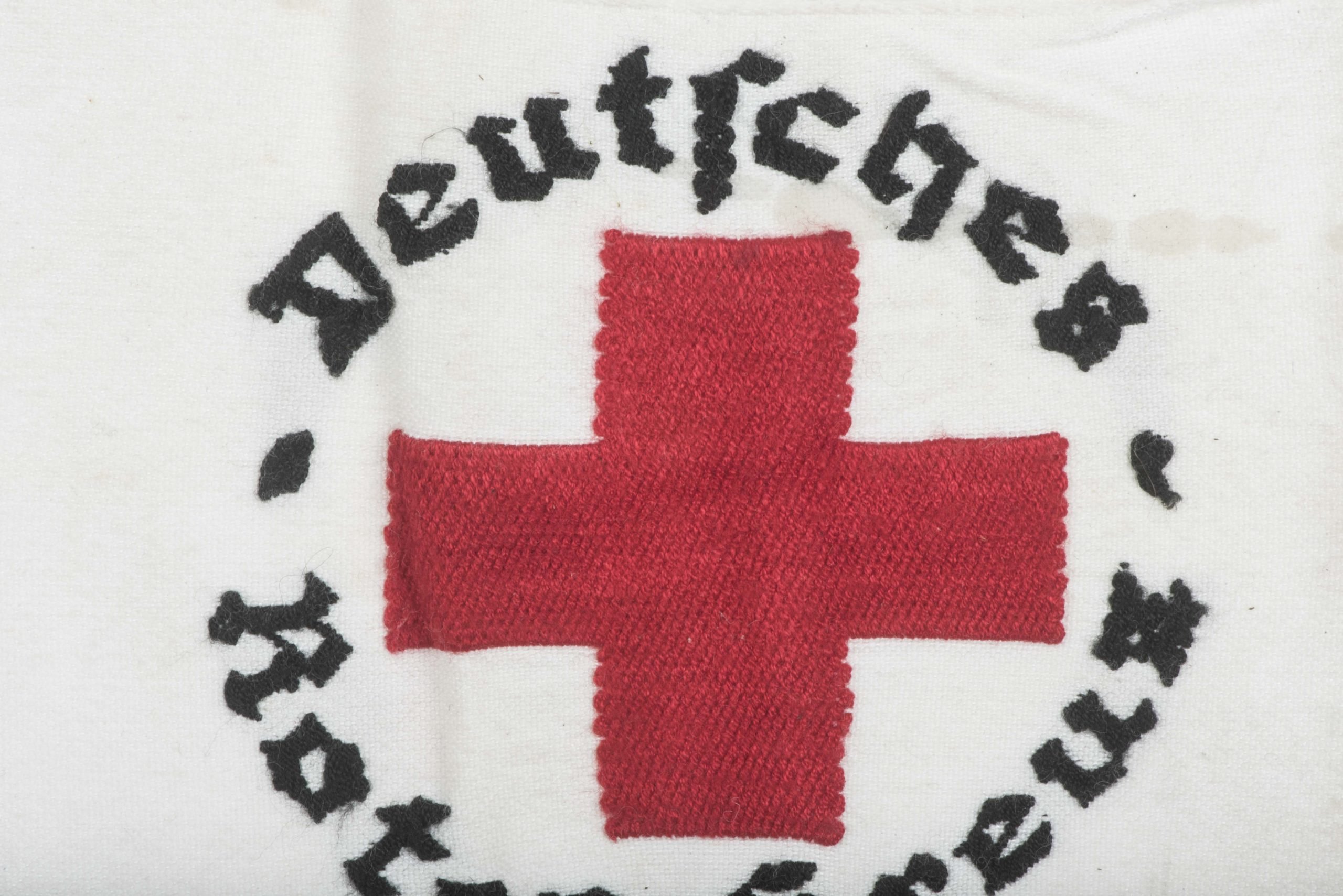Deutsches Rotes kreuz armband — image 2