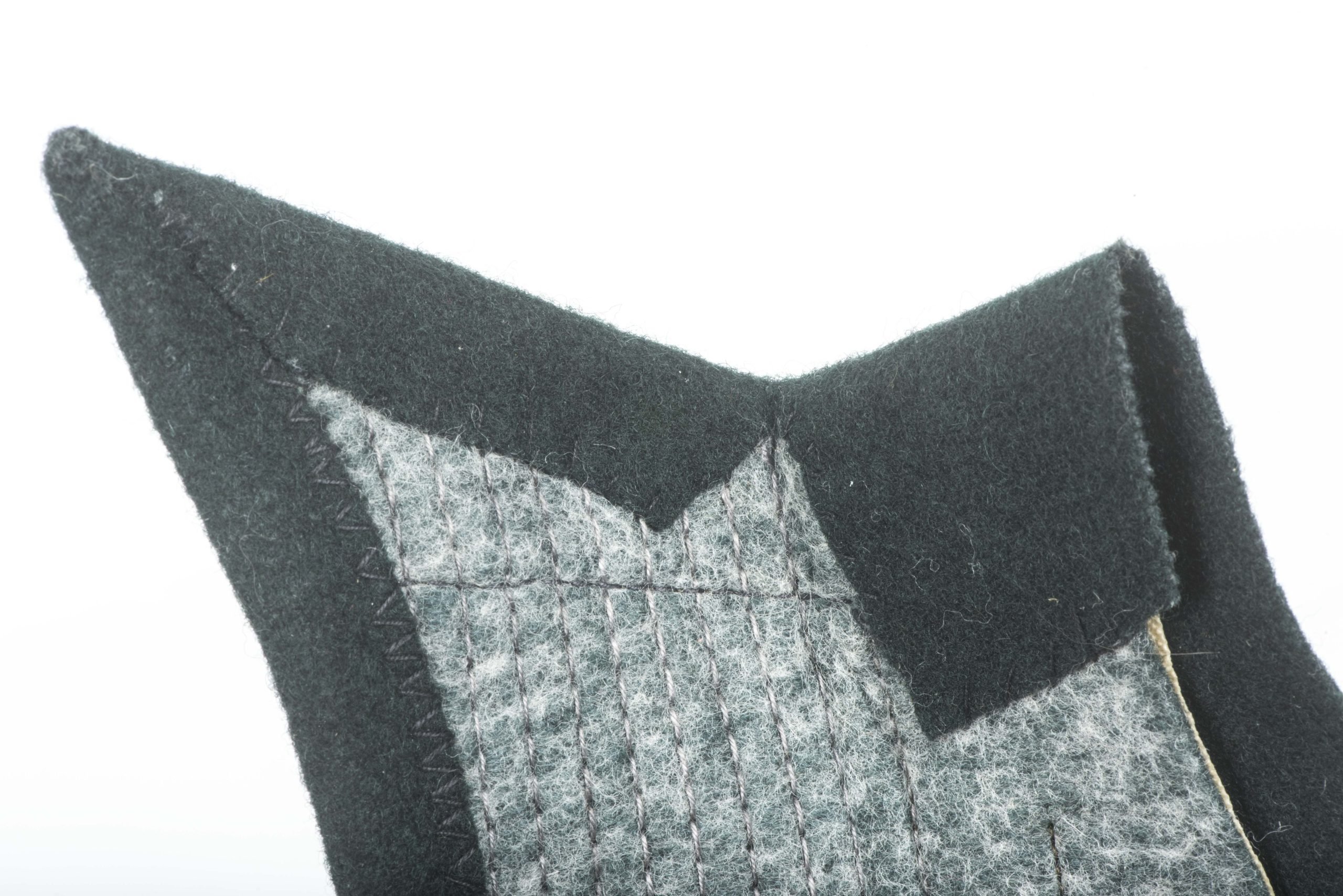 Unissued German officer collar — image 7