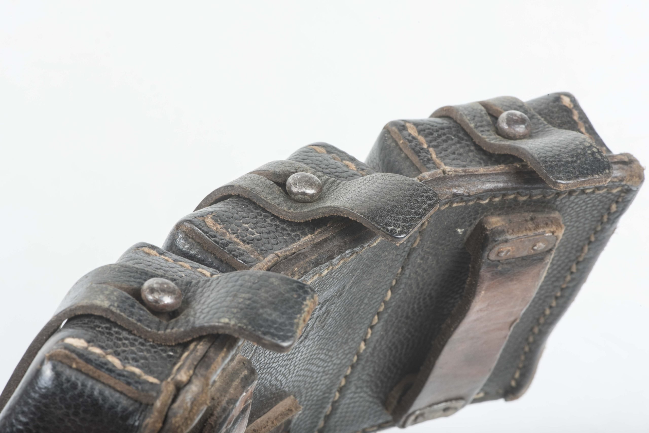 K98 ammunition pouch marked gfg 1943 — image 5