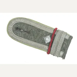 Single Heer NCO shoulderstrap for a Feldwebel u. Offiziersanwärter der …