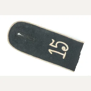 Single Heer shoulderstrap for a EM in Infanterie-Regiment 15