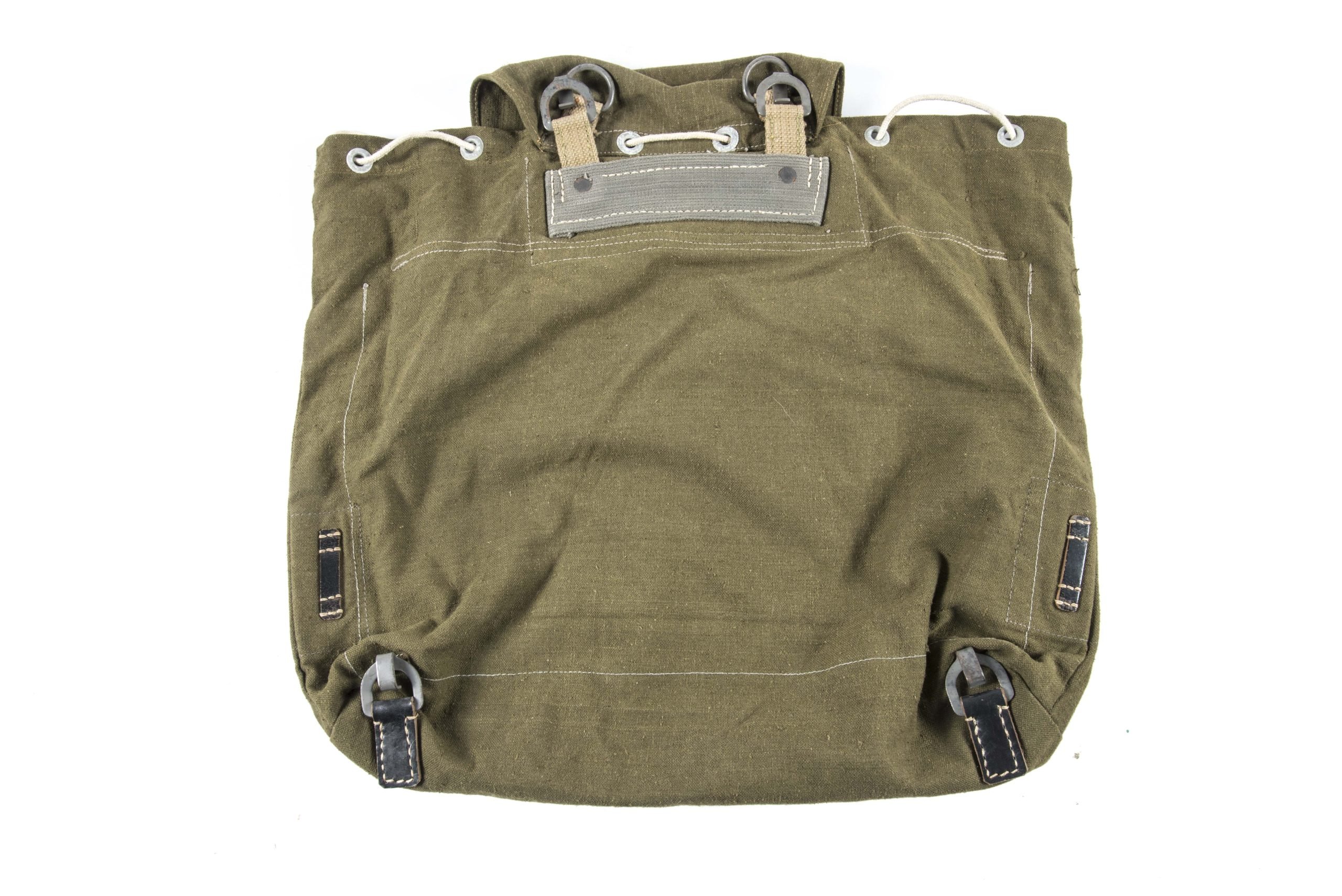 Unissued Heer M44 rucksack marked R.B.-Nr. 0/0834/0029 — image 2