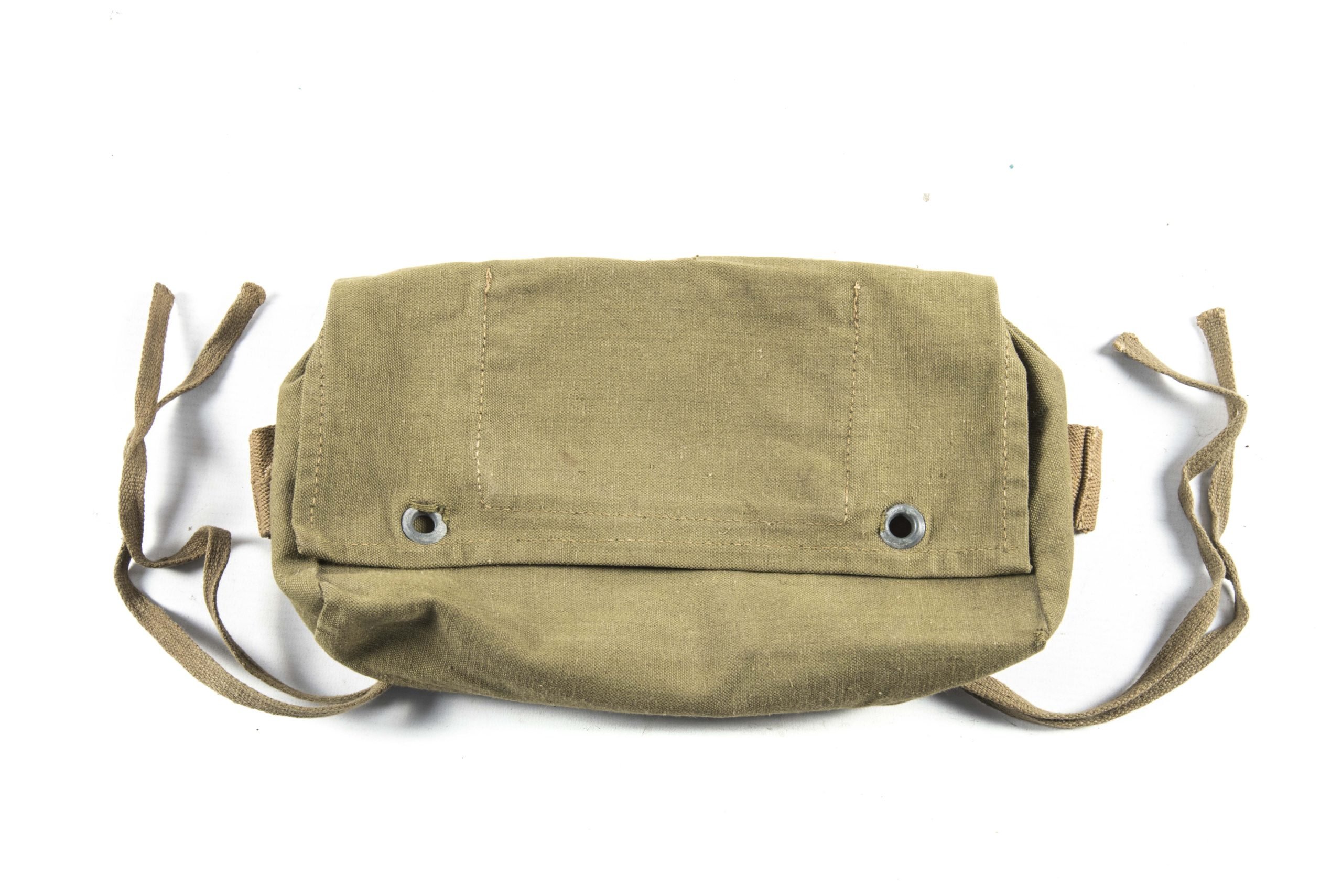 Unissued A-frame pouch marked Sachs & Deisselberg Hamburg 1942