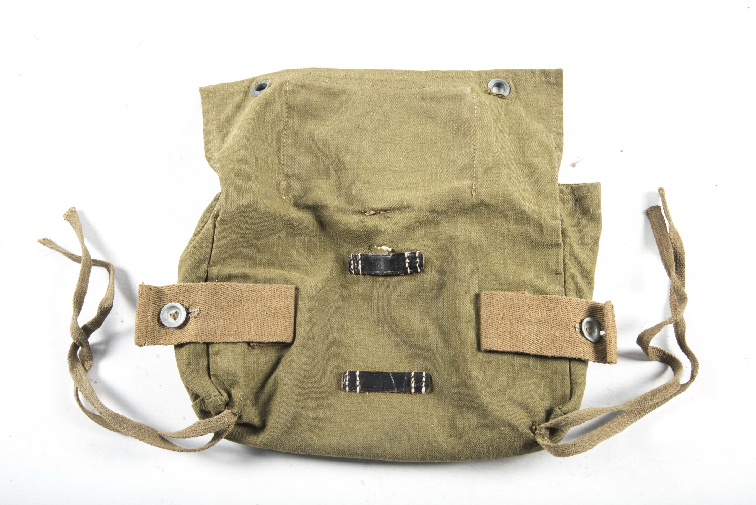 Unissued A-frame pouch marked Sachs & Deisselberg Hamburg 1942 — image 6