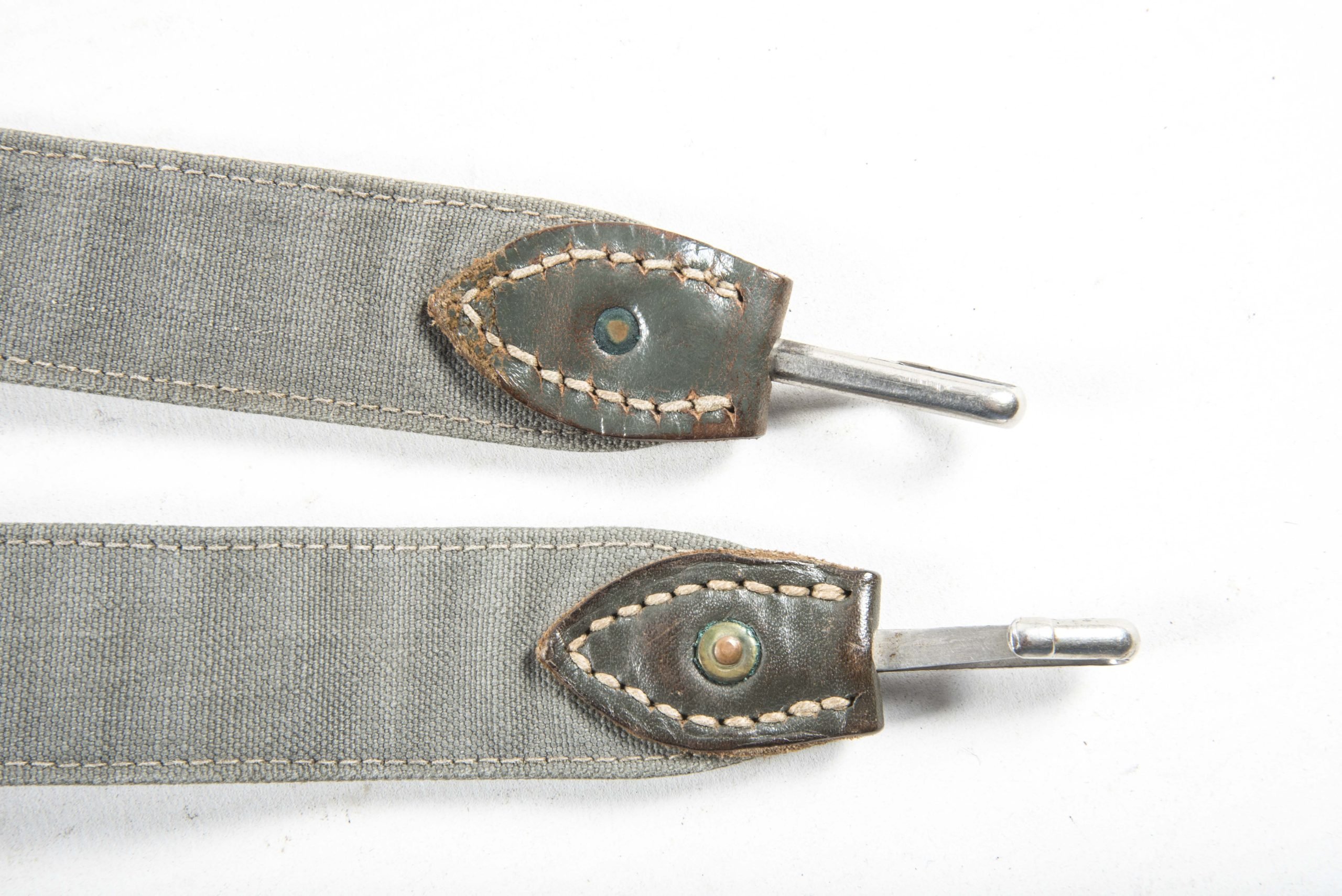 Early M31 breadbag strap dated 1936 with unit markings to 6. Batterie Artillerie Regiment 50 — image 2