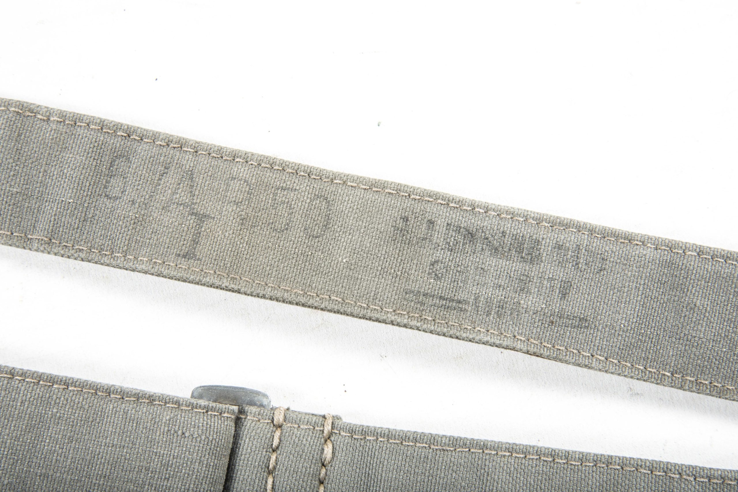 Early M31 breadbag strap dated 1936 with unit markings to 6. Batterie Artillerie Regiment 50 — image 3