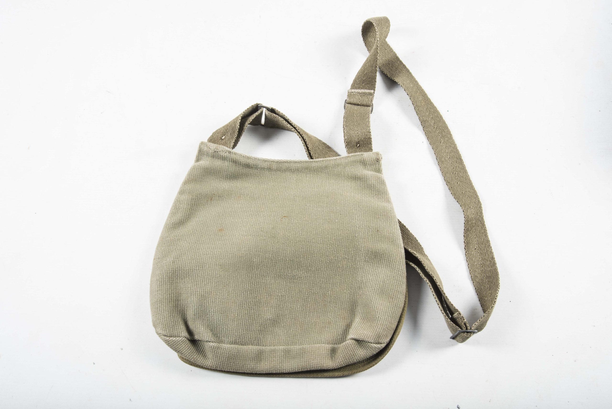 Unissued late war simplified M44 breadbag — image 6