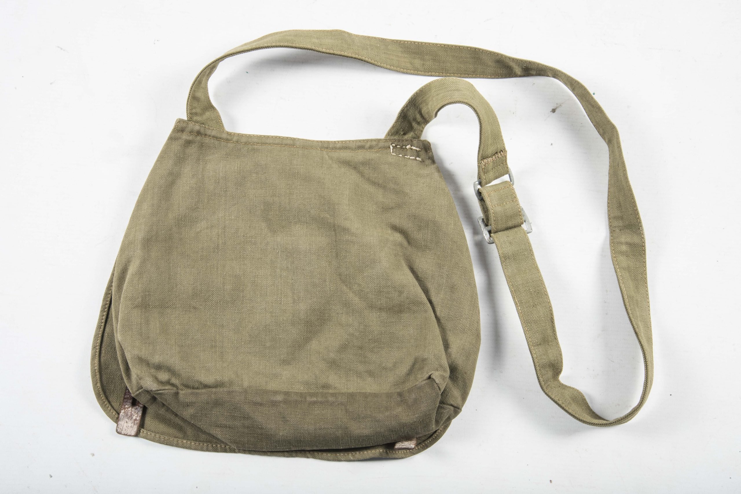 Late war simplified M44 breadbag marked RB-Nr. 0/0445/0078 — image 8