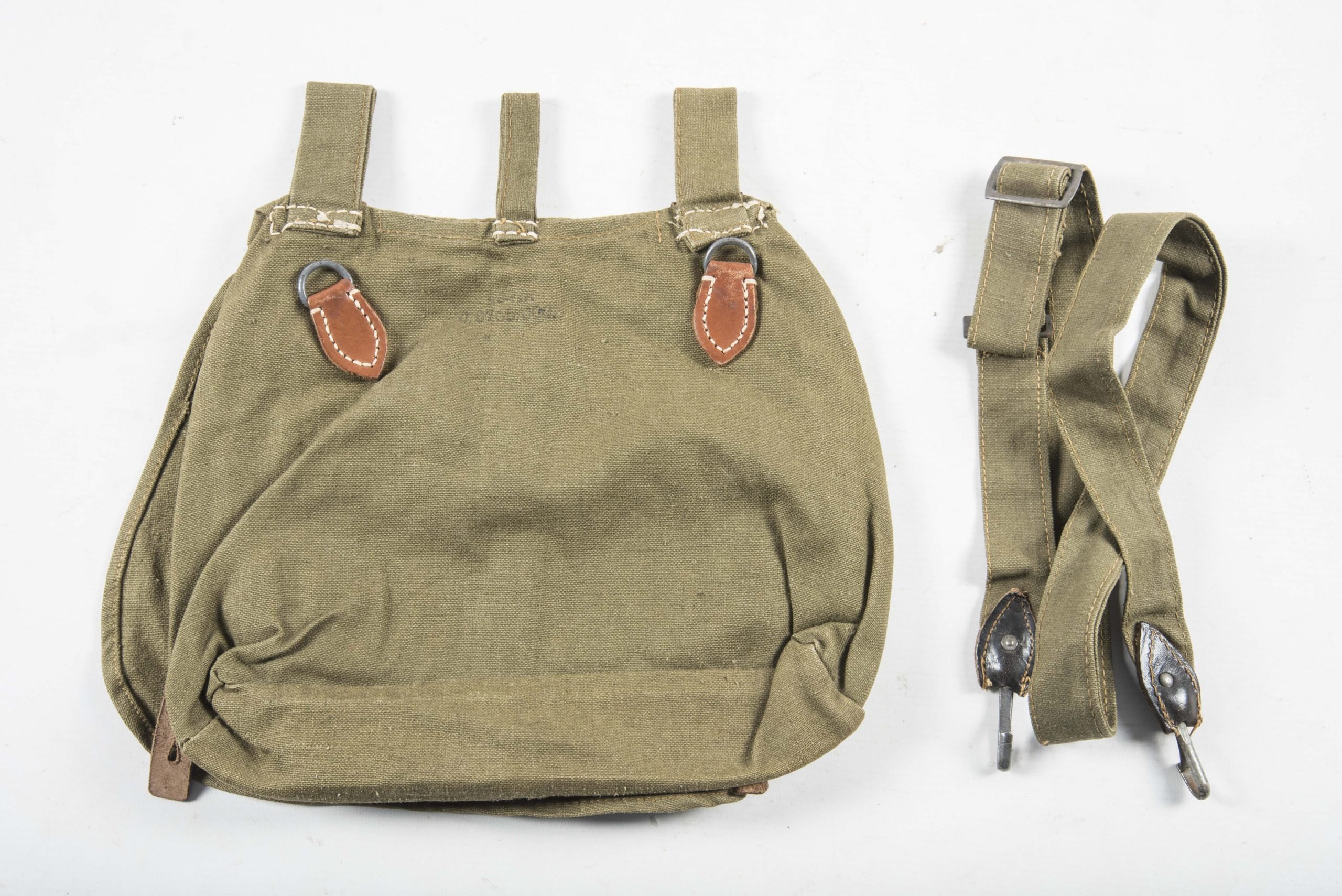 Unissued late war M44 breadbag marked RB-Nr. 0/0765/0002 with matching strap — image 6
