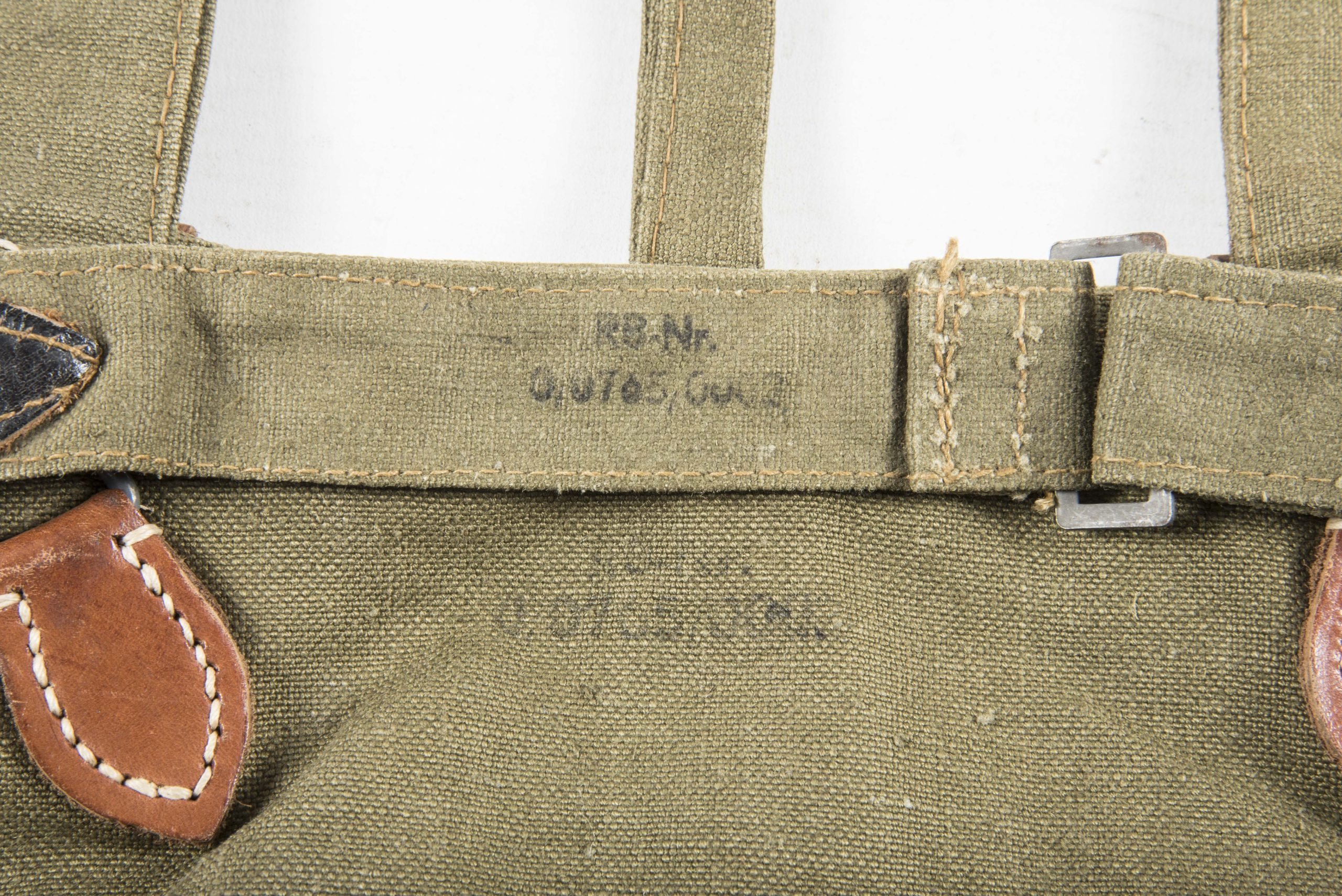 Unissued late war M44 breadbag marked RB-Nr. 0/0765/0002 with matching strap — image 7