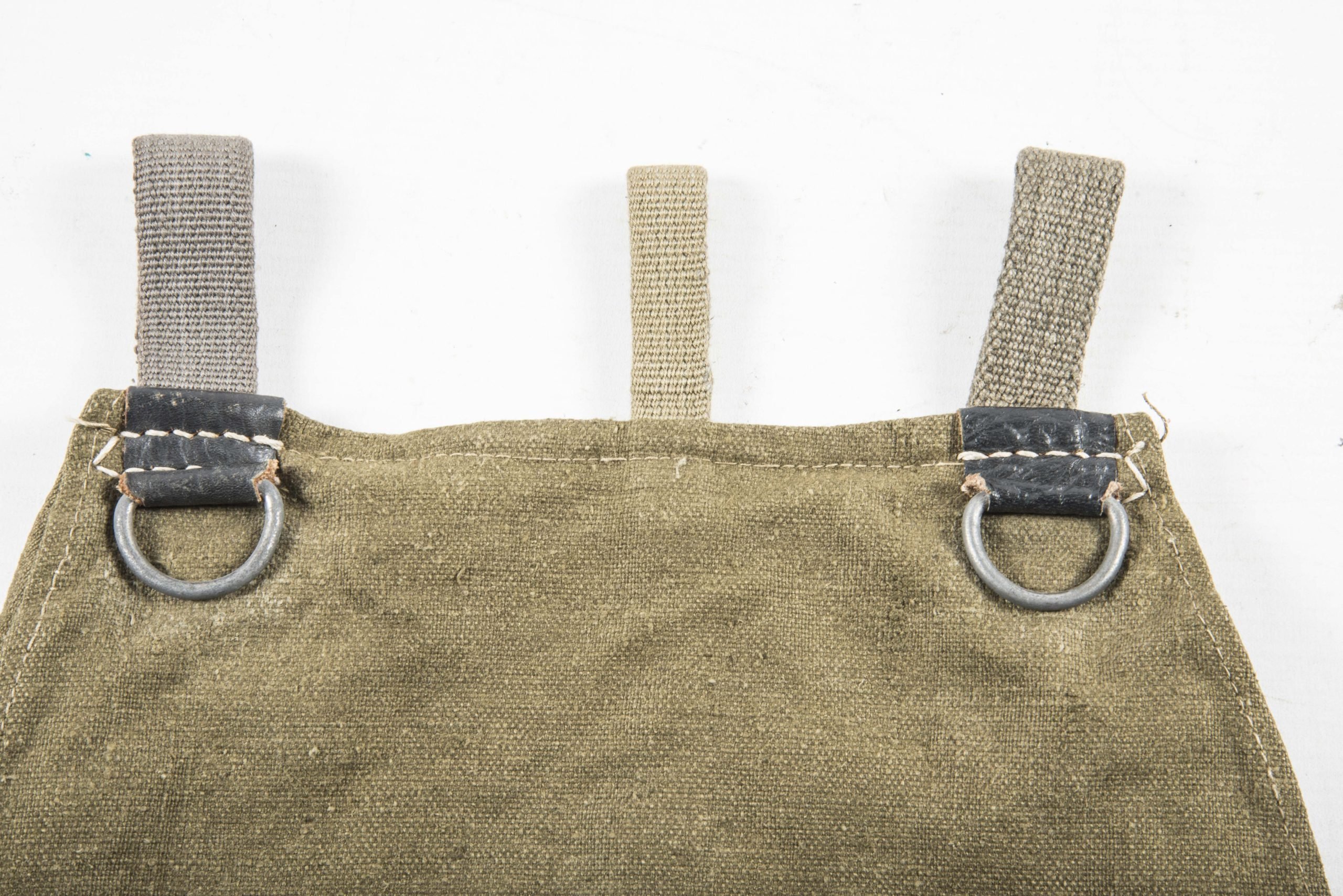 Unissued late war simplified M44 breadbag — image 2