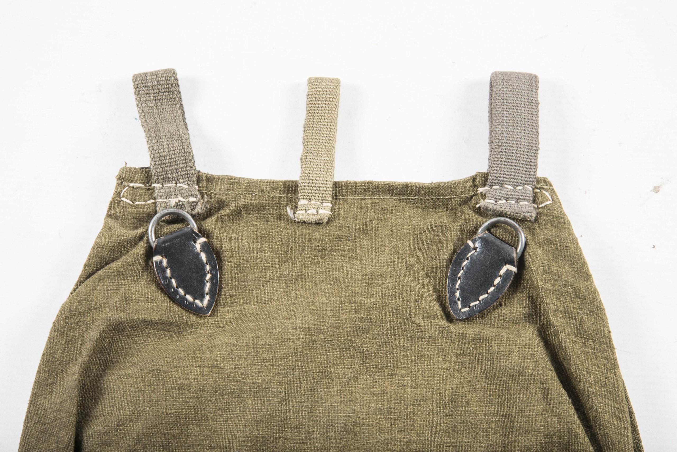 Unissued late war simplified M44 breadbag — image 8