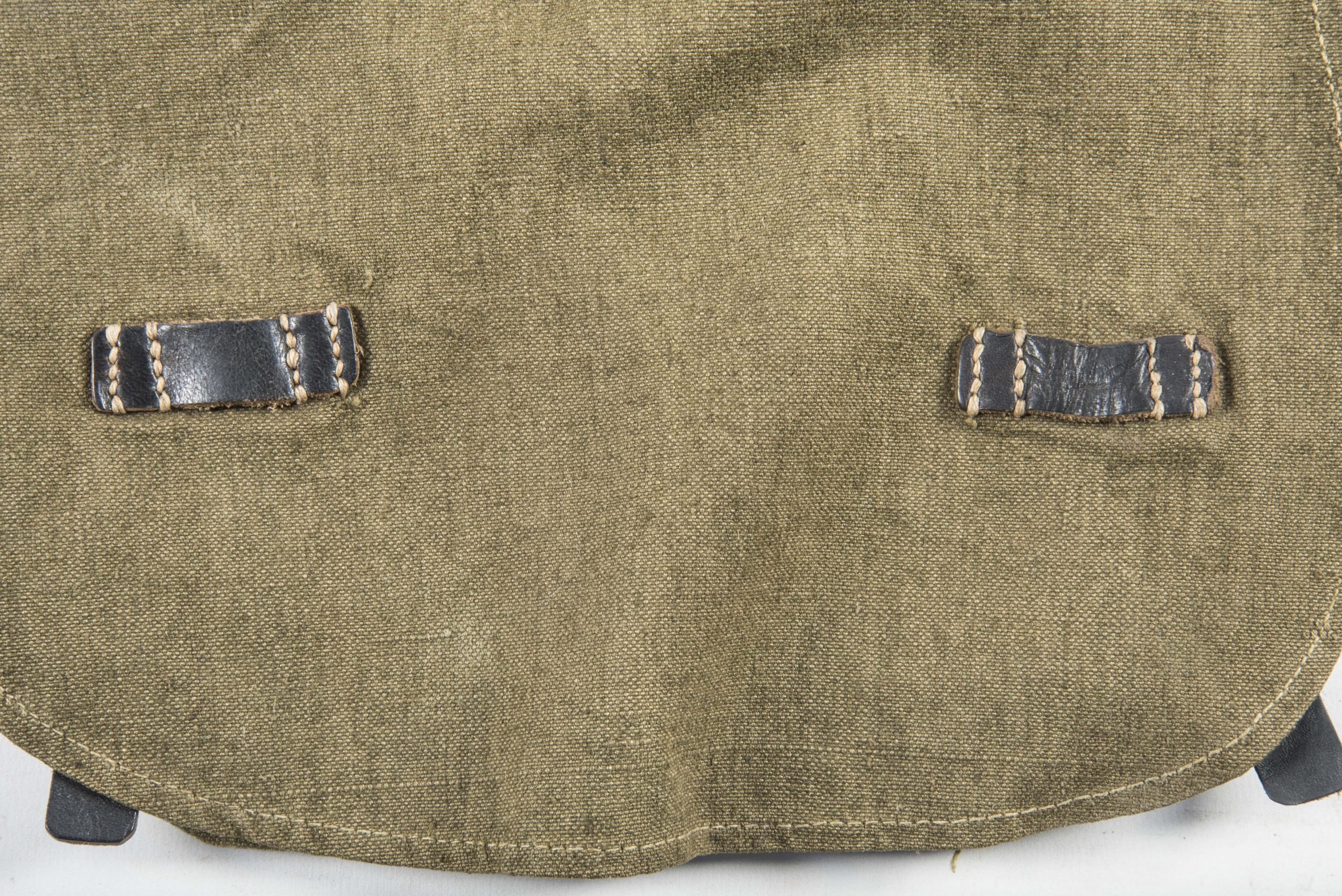Unissued late war M44 breadbag — image 3