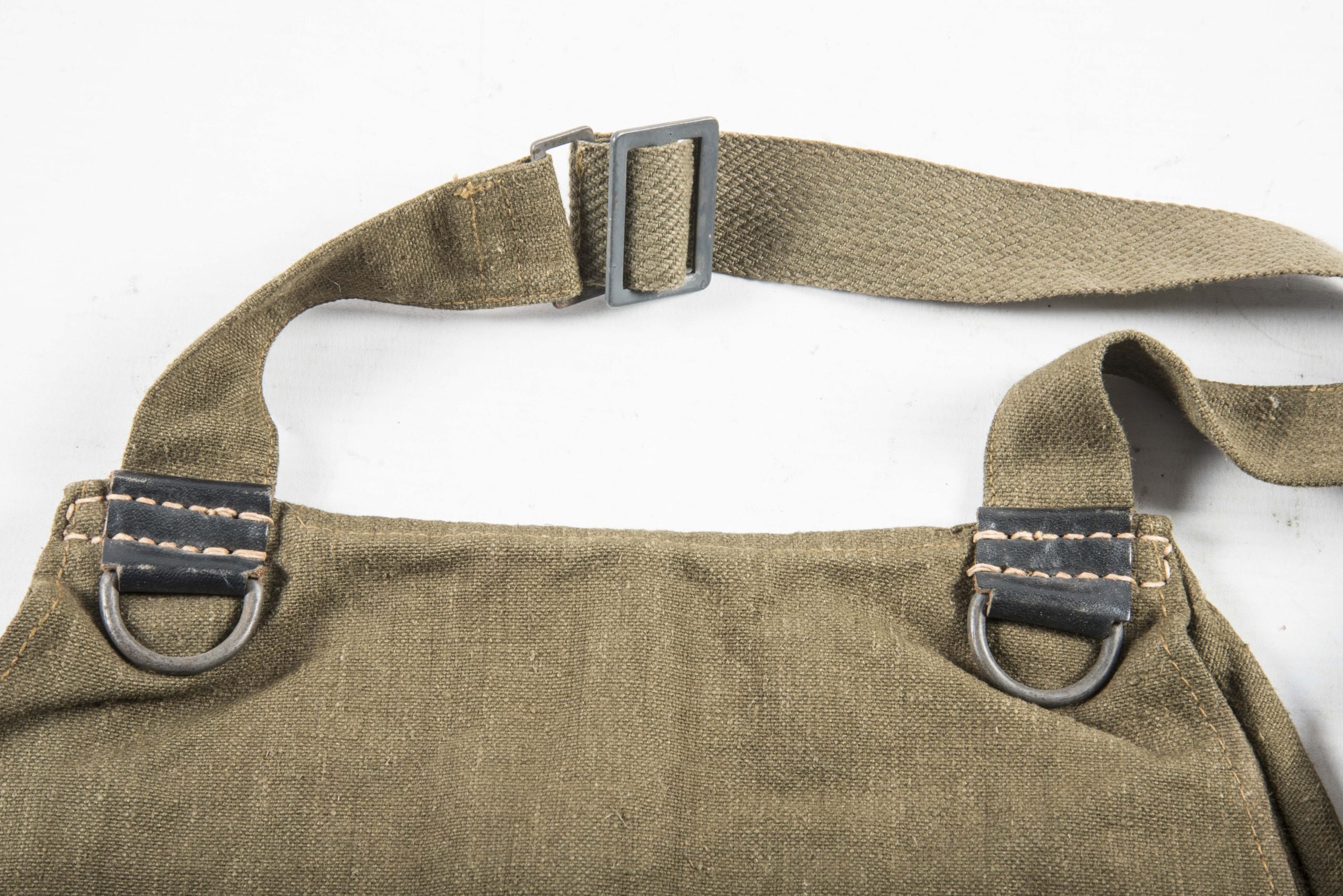 Unissued late war simplified M44 breadbag — image 2