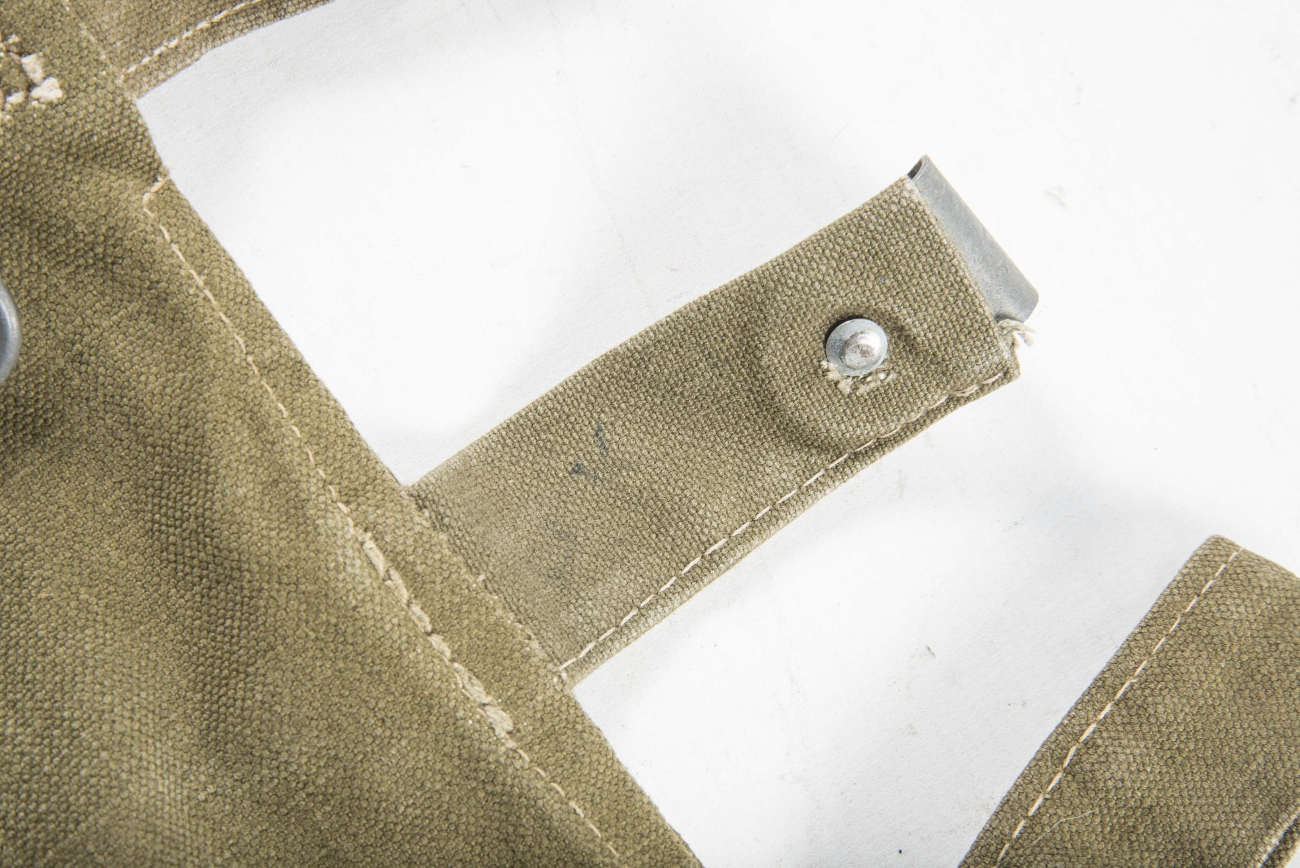 Unissued M31 tropical breadbag marked RKS — image 10
