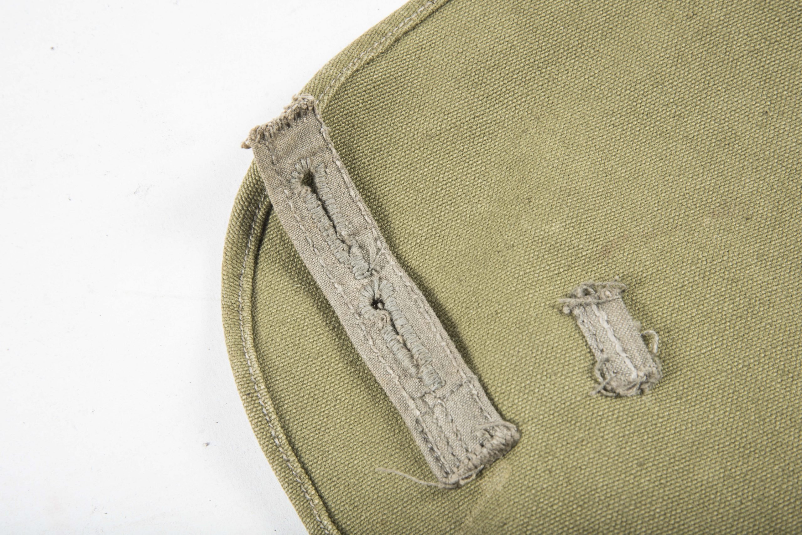 Unissued M31 tropical breadbag marked Textilwerke kassel — image 4