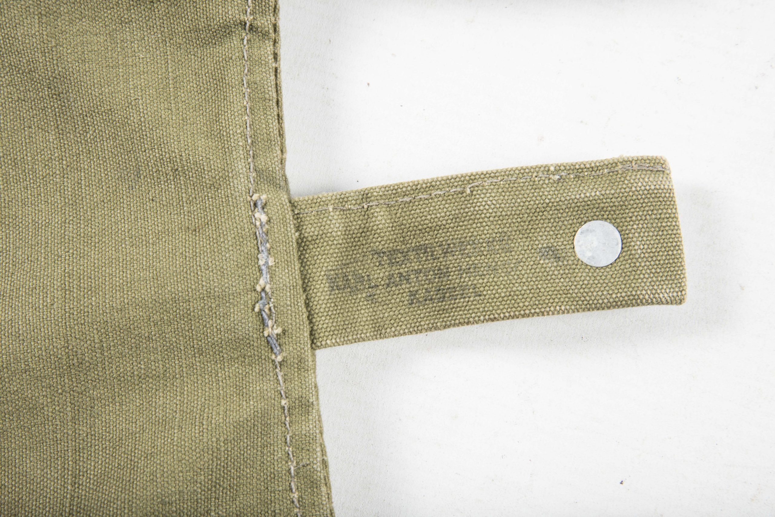 Unissued M31 tropical breadbag marked Textilwerke kassel — image 6