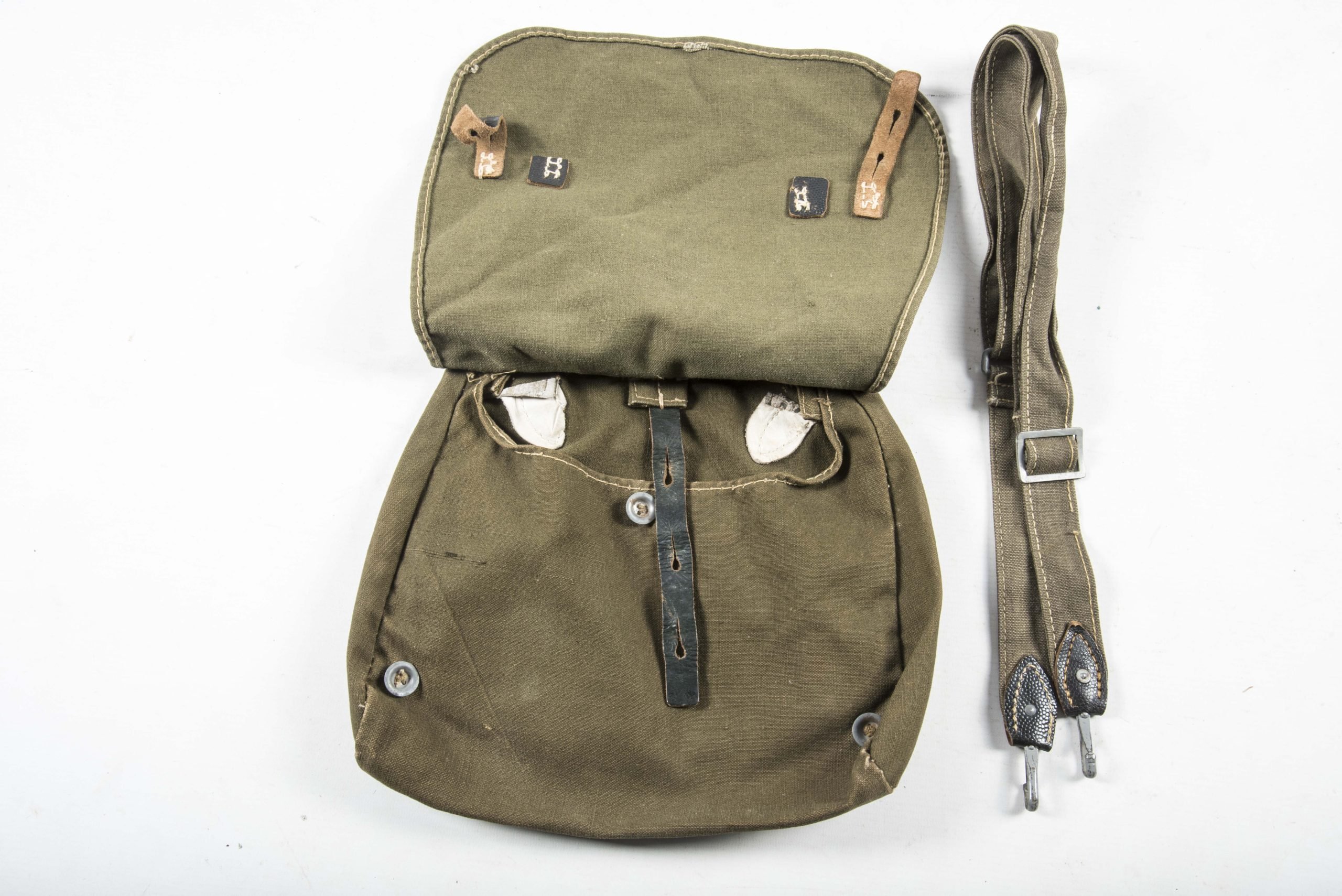 Unissued M31 Heer breadbag marked RB-Nr. 0/0671/0015 — image 3