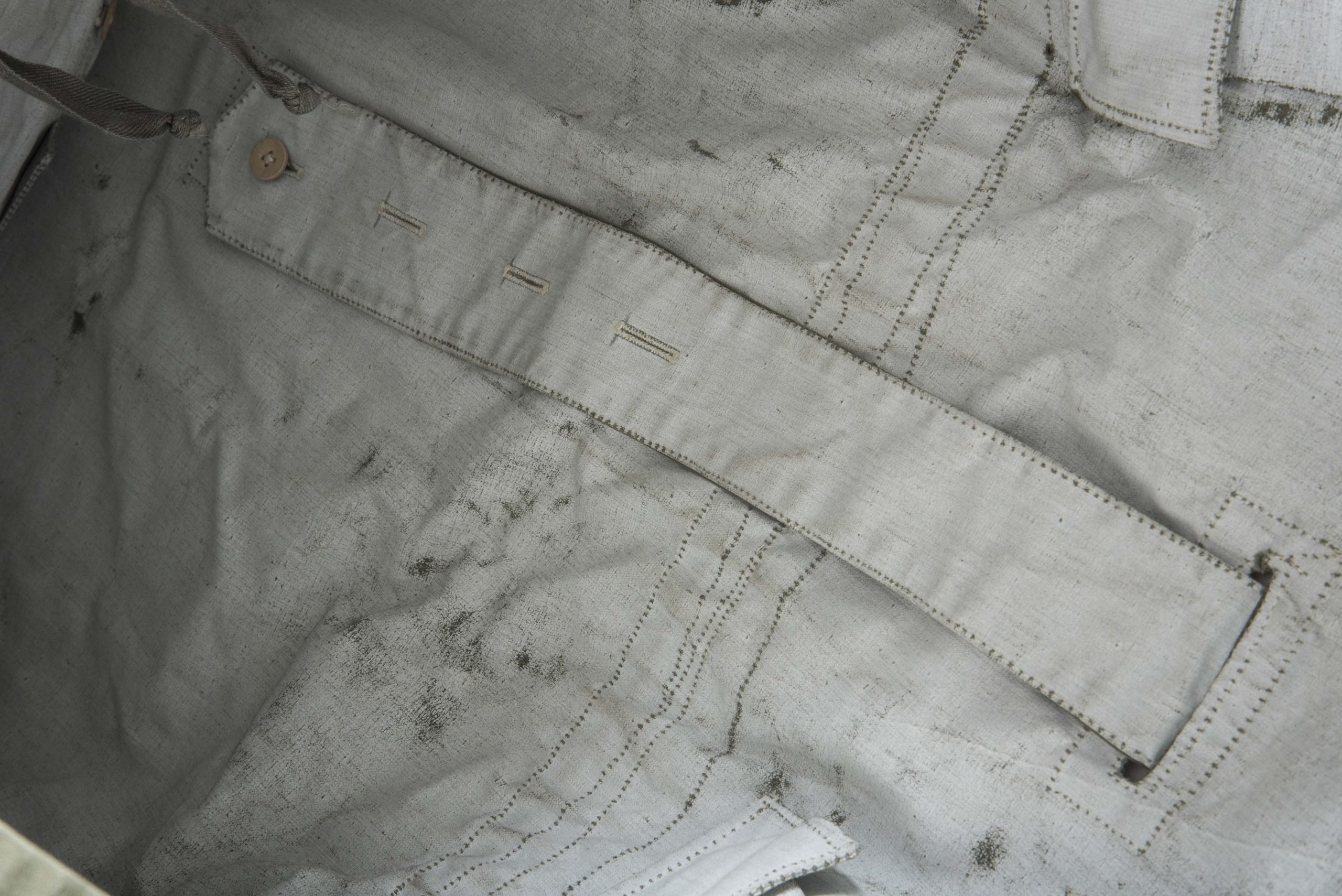 Complete late war Gebirgsjäger Anorak set marked 0/0850/0241 — image 19