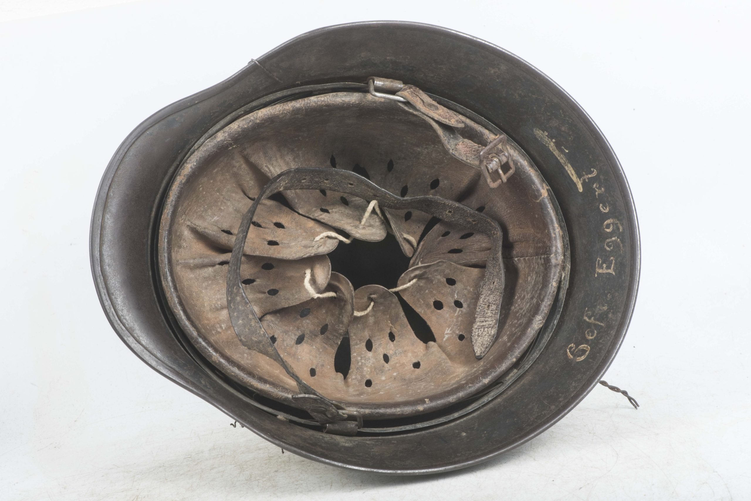 ET64 M40 Luftwaffe helmet with period applied half basket chickenwire net — image 16