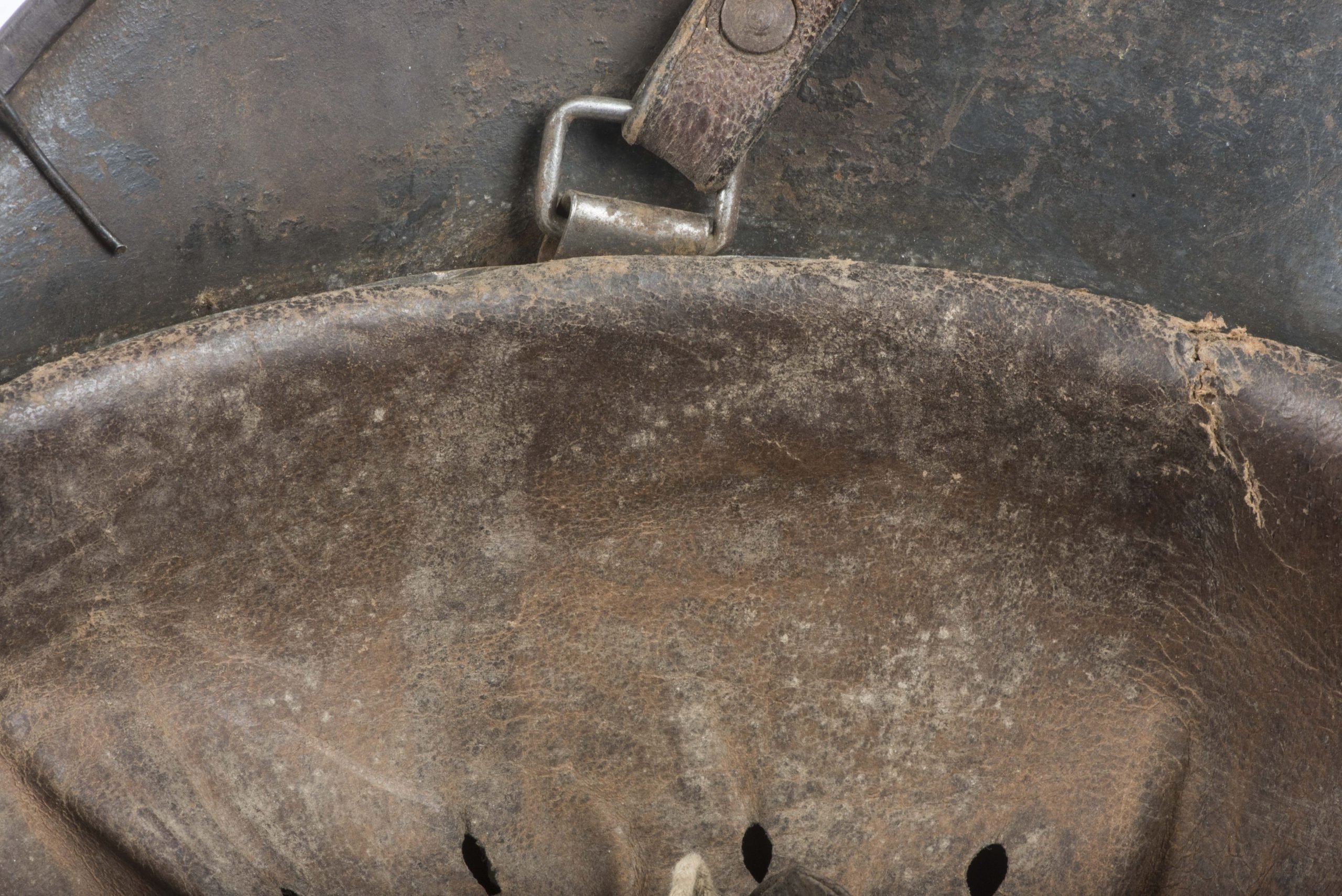 ET64 M40 Luftwaffe helmet with period applied half basket chickenwire net — image 23