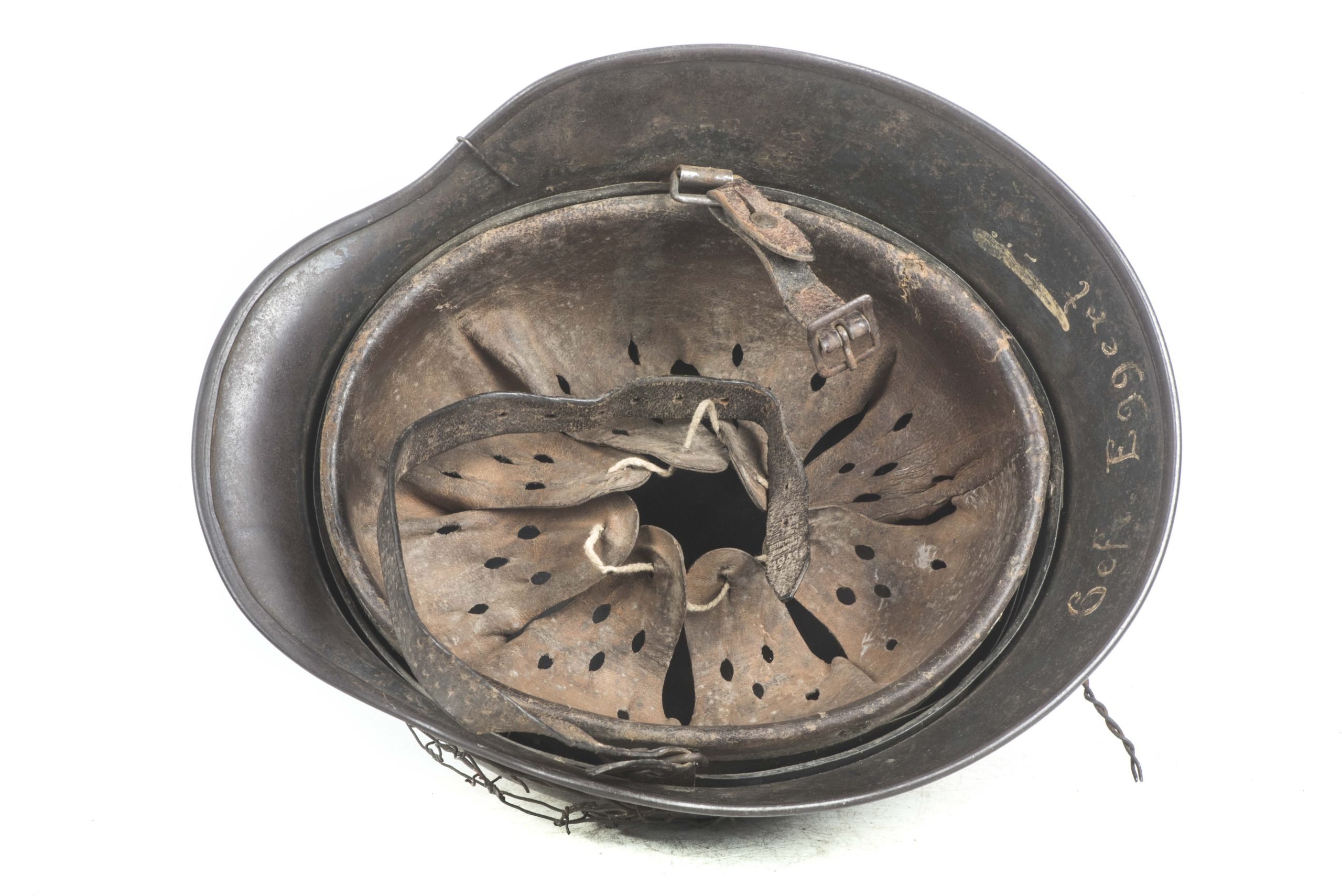 ET64 M40 Luftwaffe helmet with period applied half basket chickenwire net — image 32