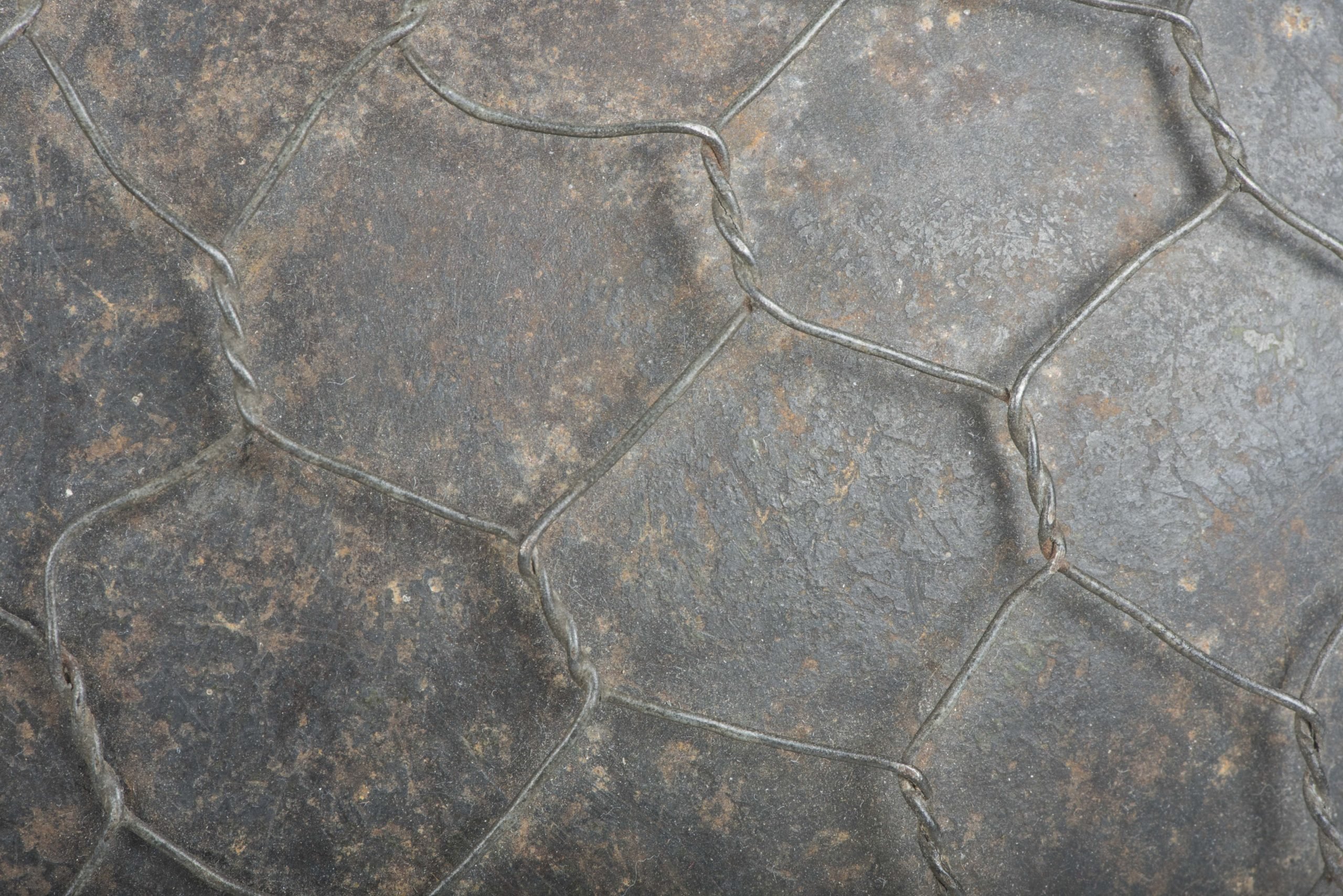 ET64 M40 Luftwaffe helmet with period applied half basket chickenwire net — image 35