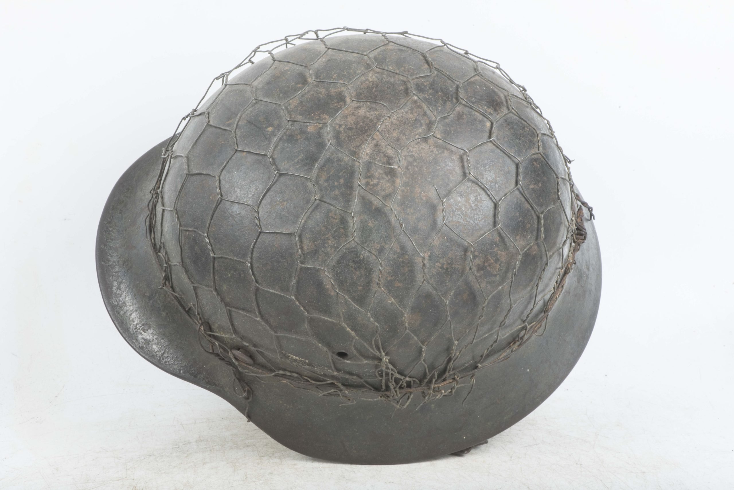 ET64 M40 Luftwaffe helmet with period applied half basket chickenwire net — image 5