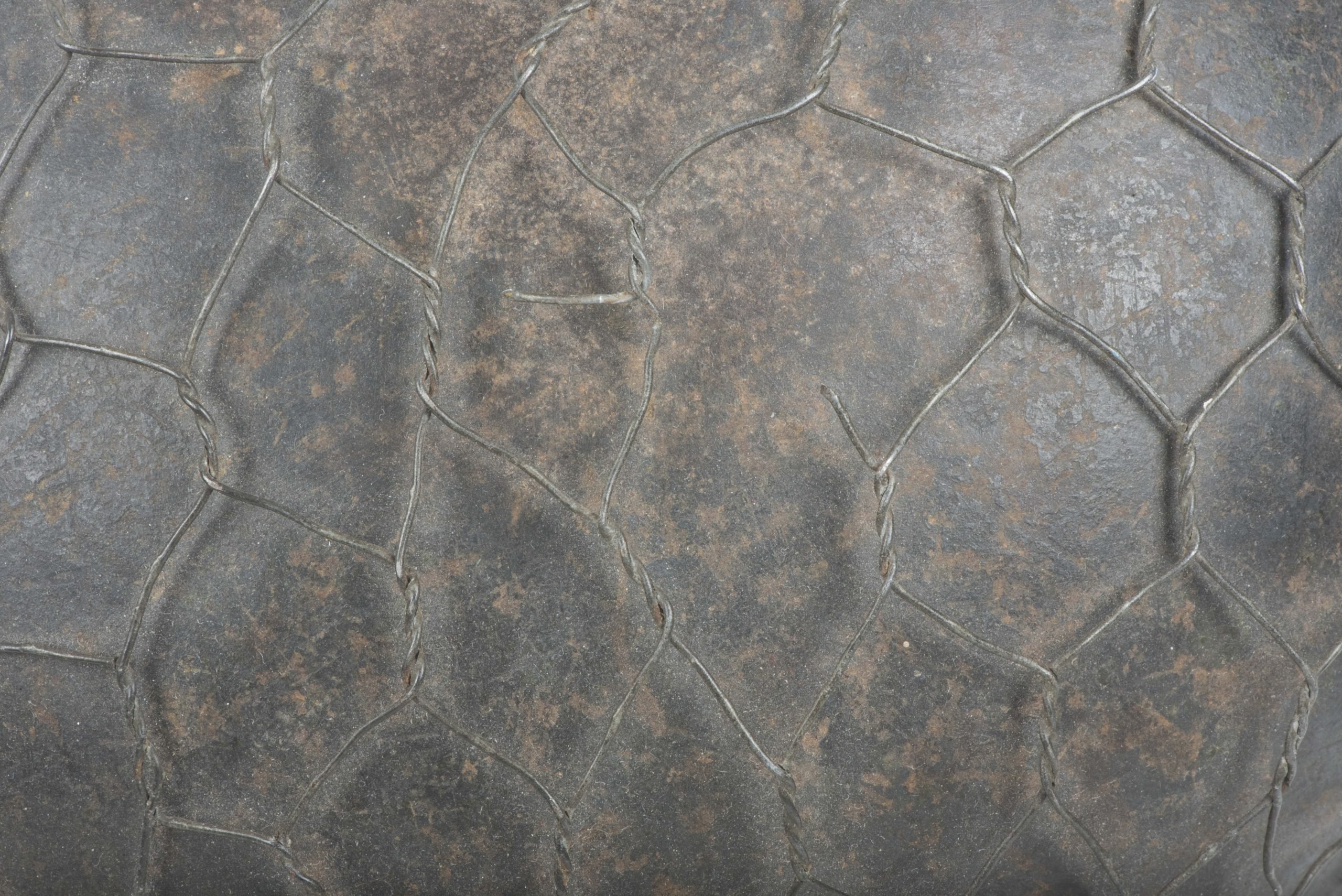 ET64 M40 Luftwaffe helmet with period applied half basket chickenwire net — image 6