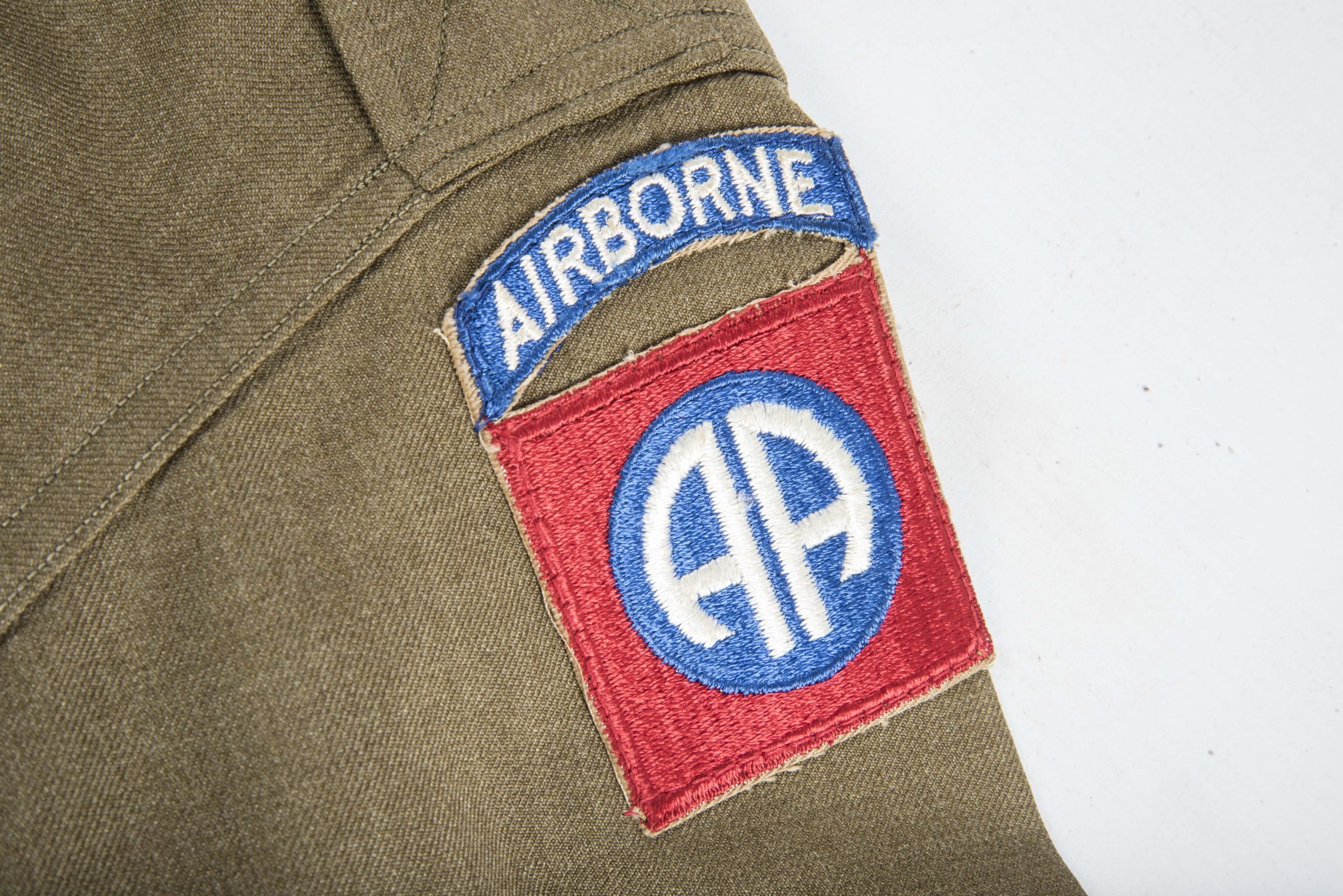 US Officer shirt 101st & 82nd Airborne ID'ed Willard Sturm — image 2