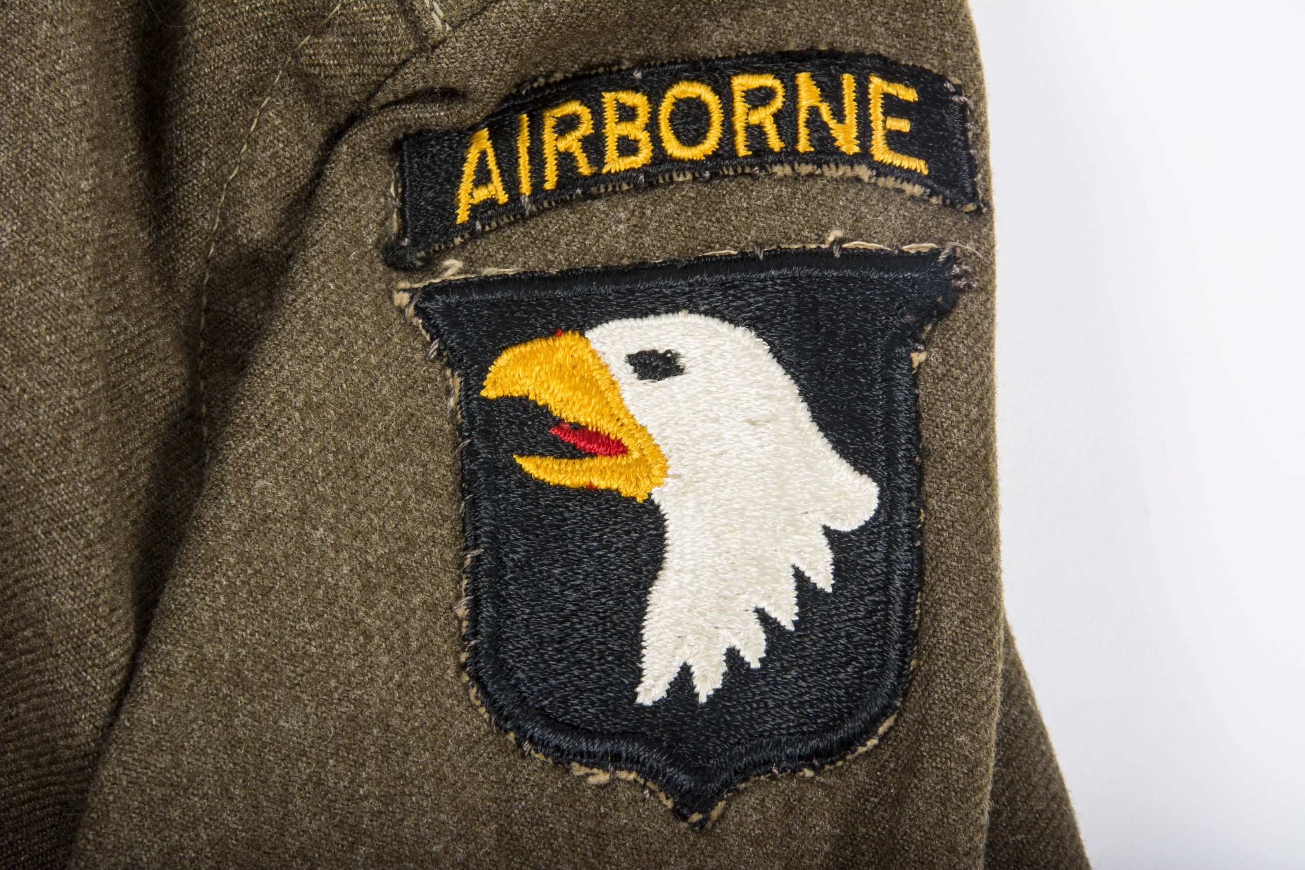 US Officer shirt 101st Airborne — image 2