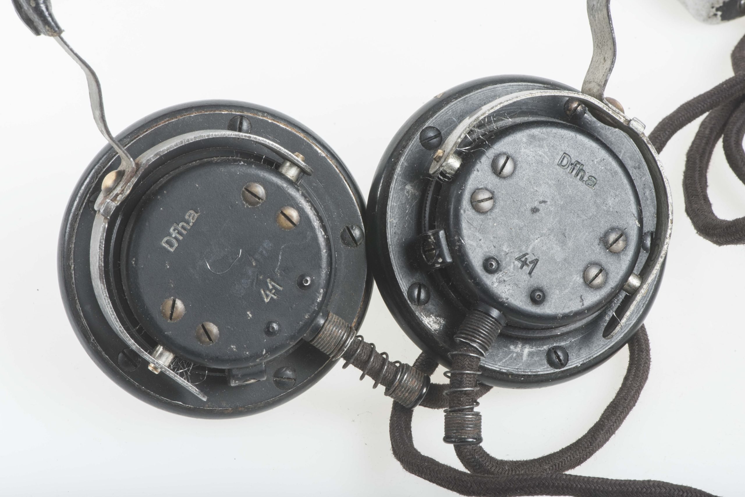Dfh.a headphones dated 1940 — image 2