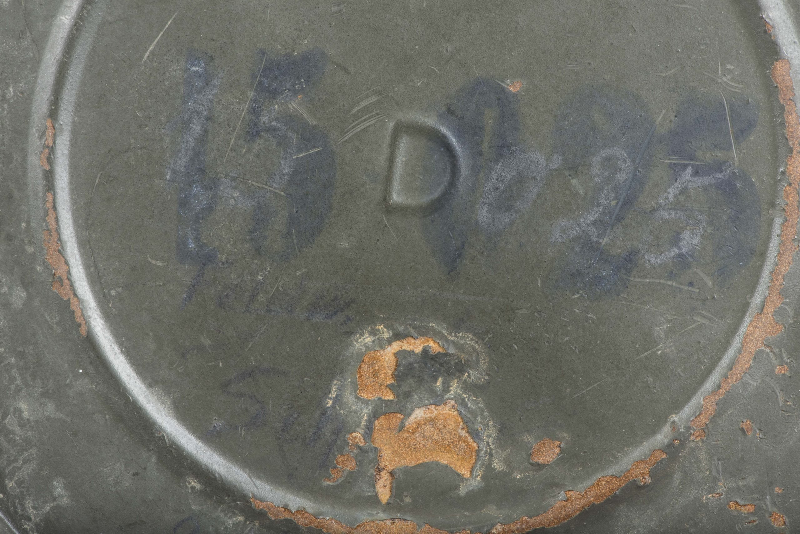 Tall early M38 gasmask set marked 3./Flg. Ers. Battl. XII Feldwebel Schulte — image 10