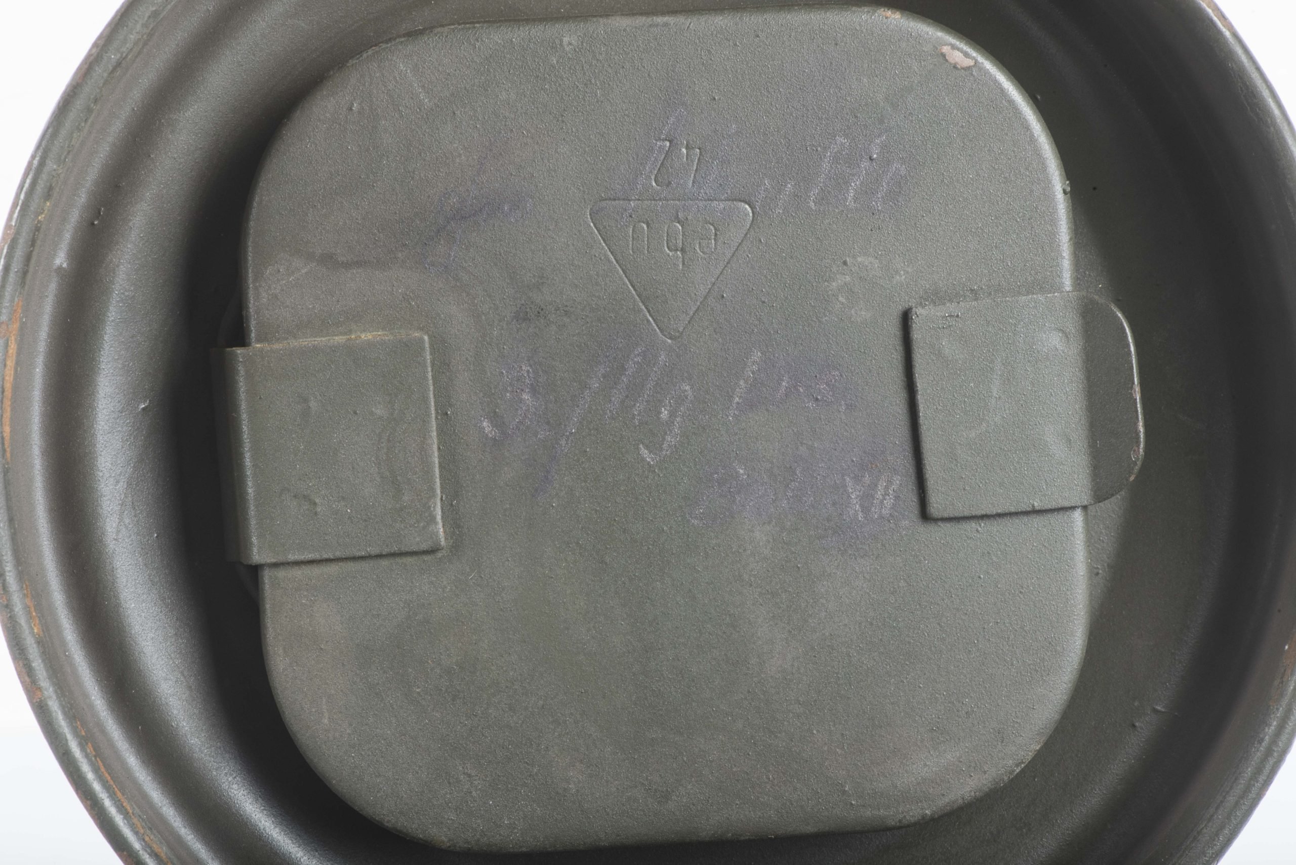 Tall early M38 gasmask set marked 3./Flg. Ers. Battl. XII Feldwebel Schulte — image 14