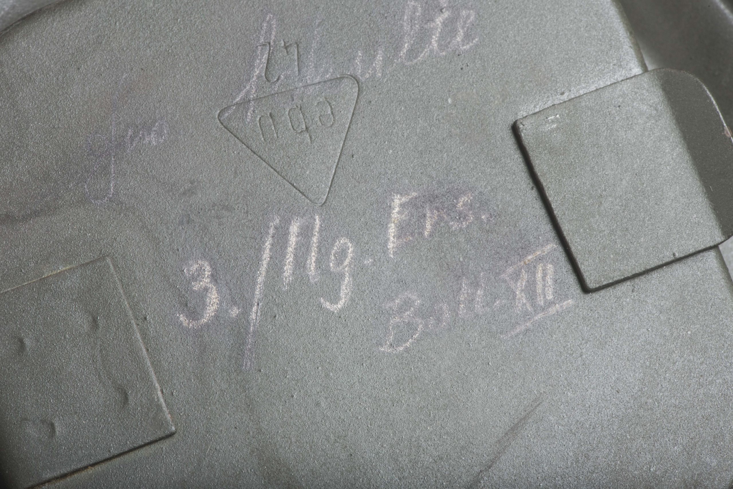 Tall early M38 gasmask set marked 3./Flg. Ers. Battl. XII Feldwebel Schulte — image 15