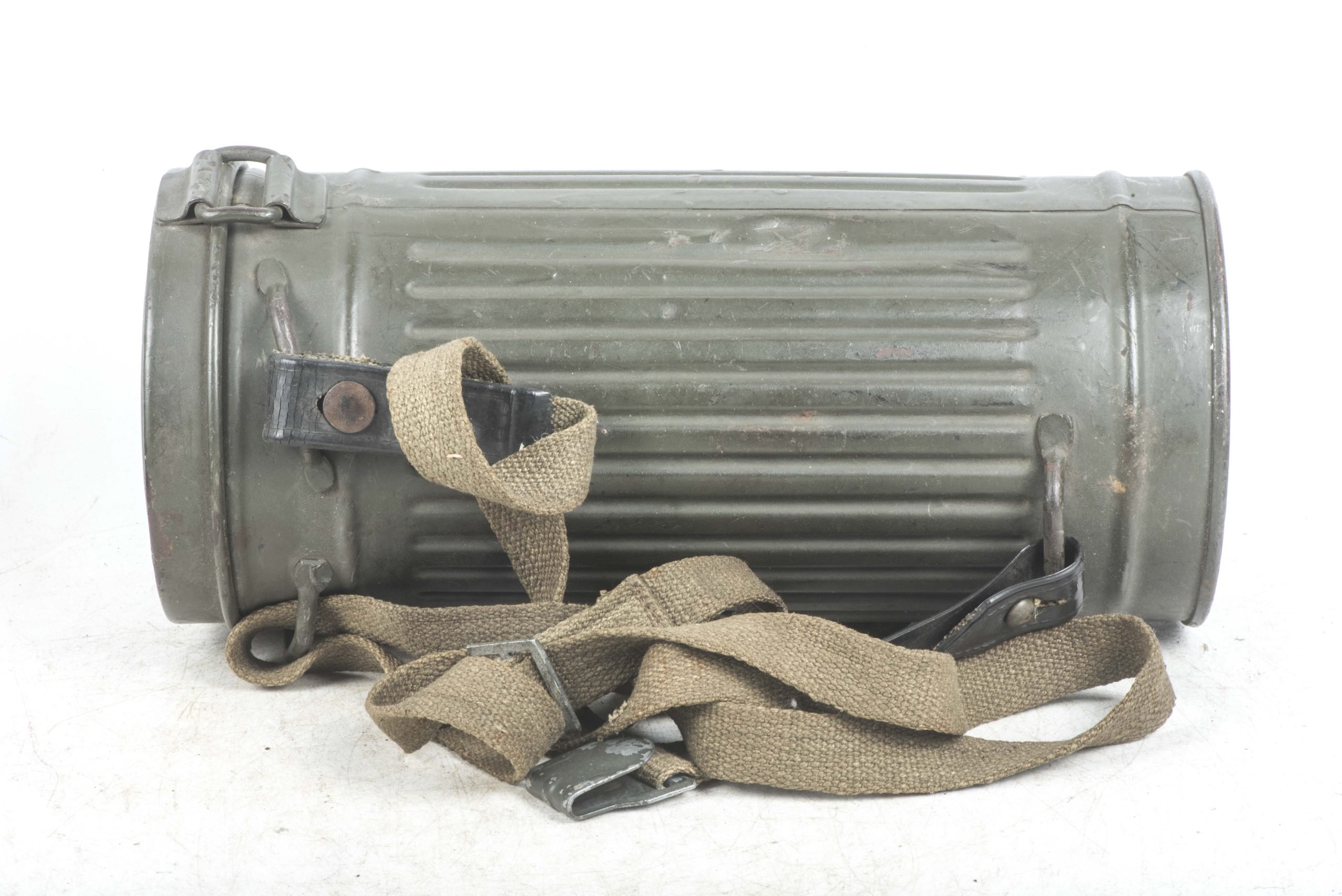 Late war tall M38 gasmask set — image 2