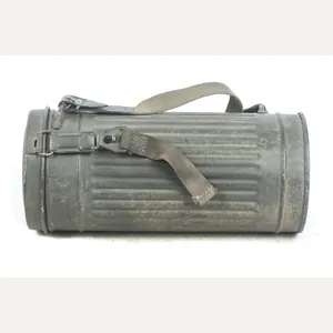 Late war tall M38 gasmask set with simplified canister