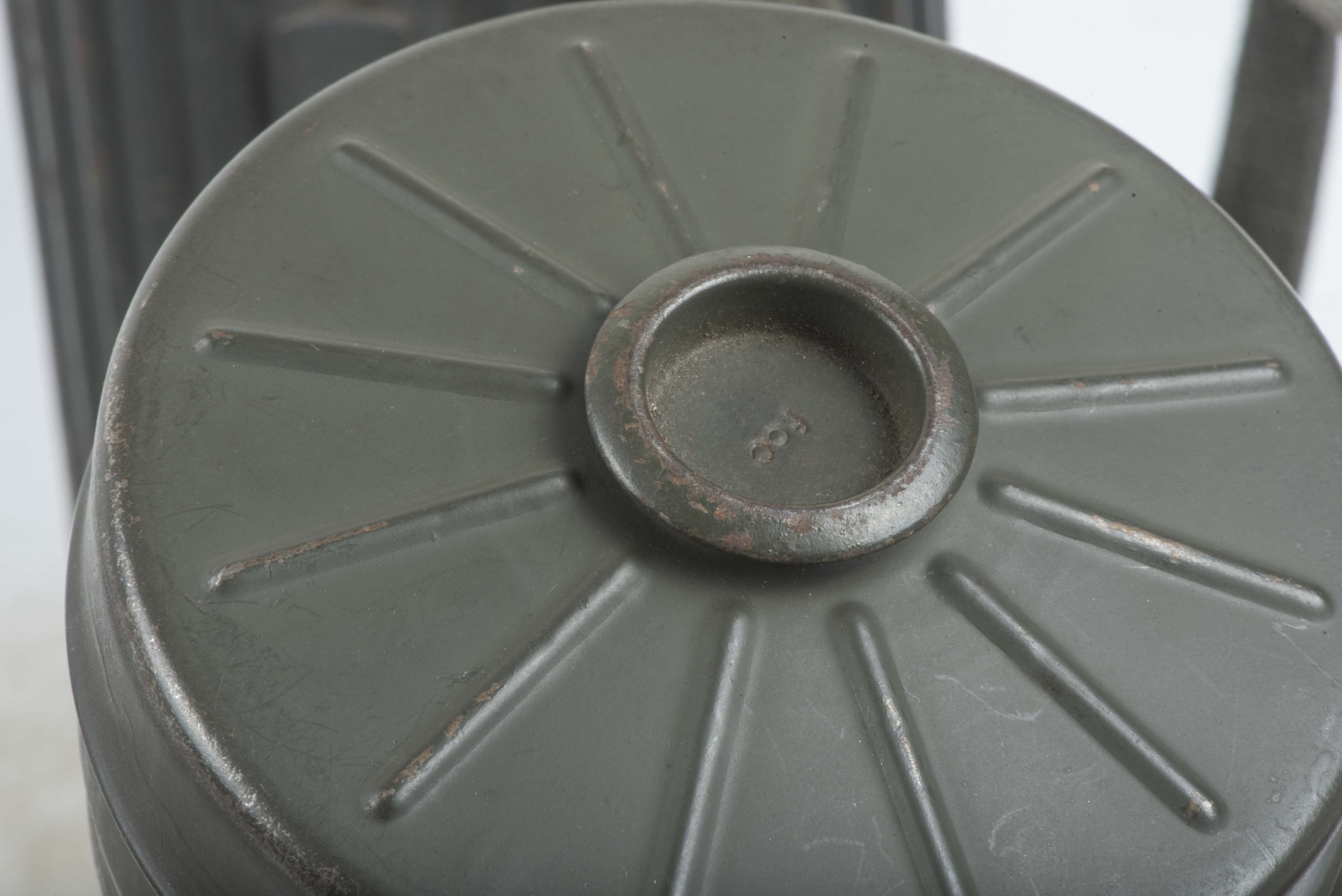 Short Luftwaffe blue M38 gasmask set — image 19