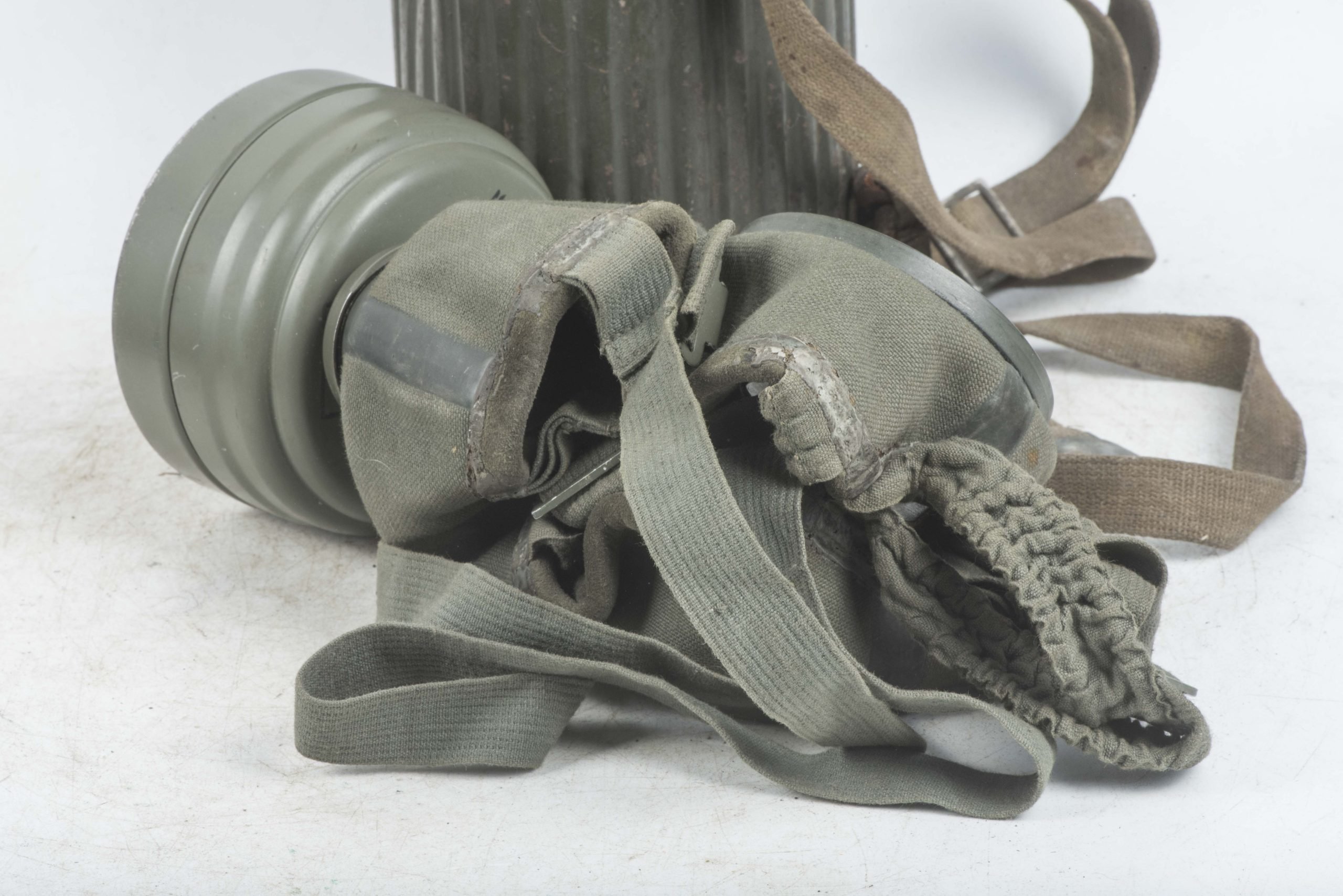 Short M38 gasmask set — image 15