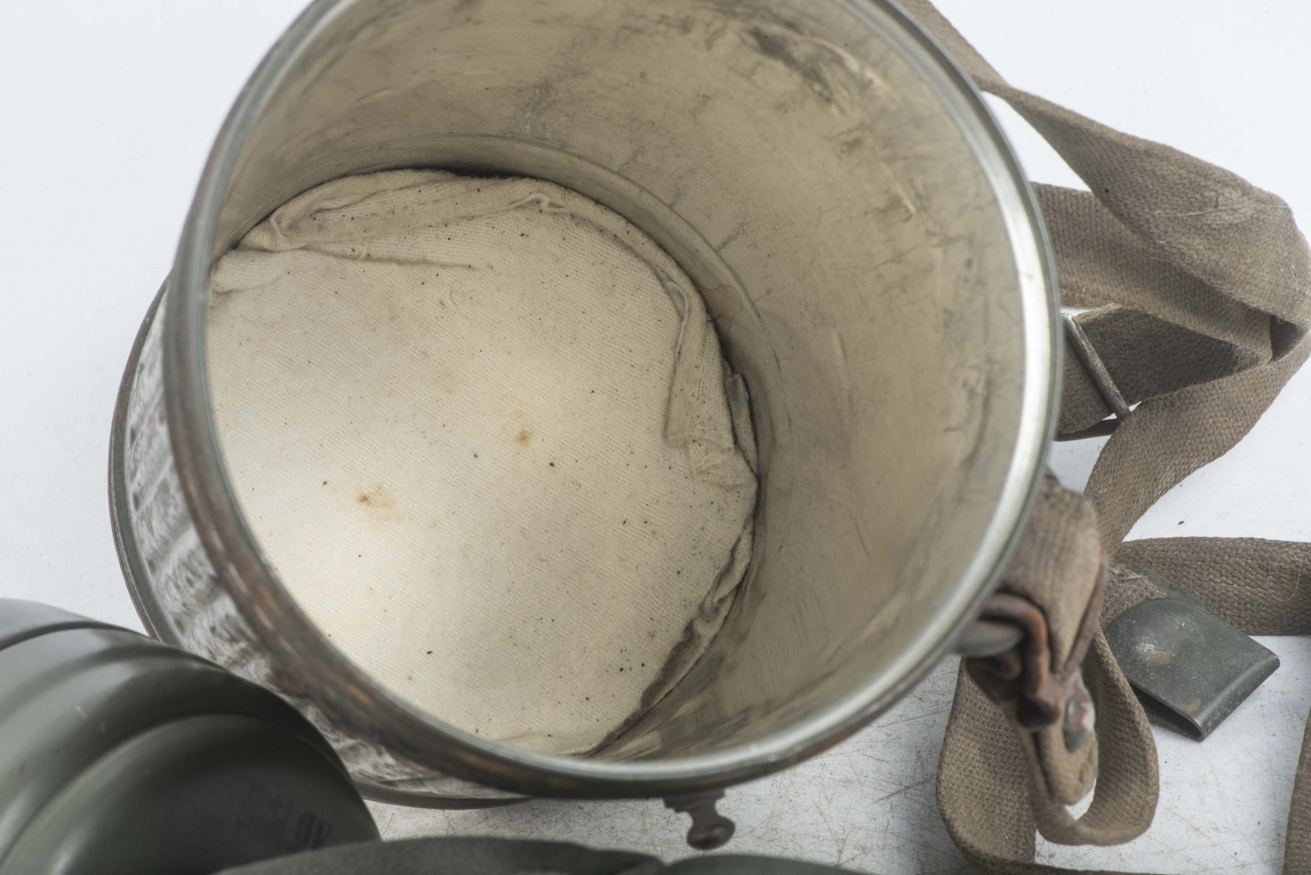 Short M38 gasmask set — image 16